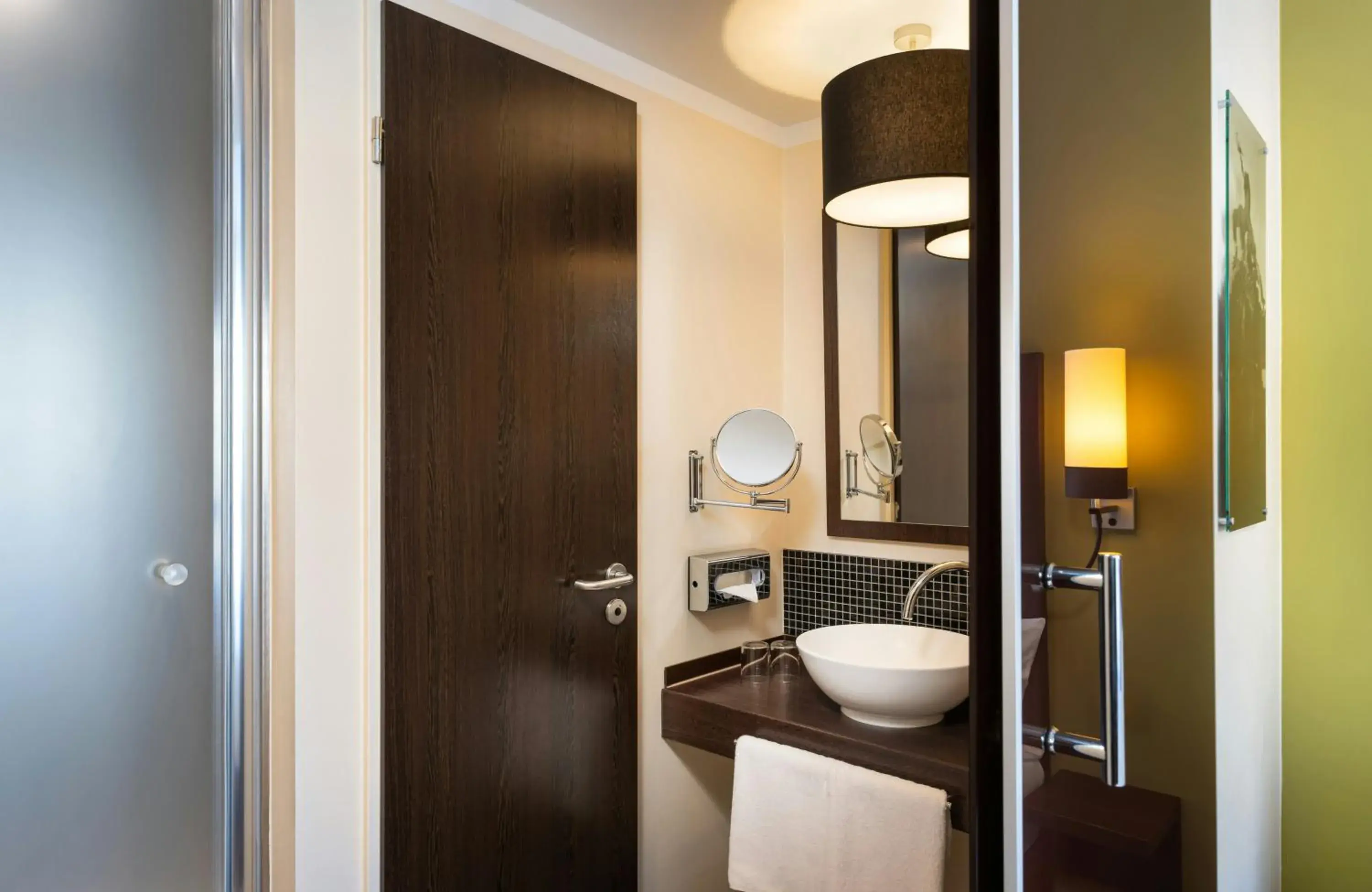 Bathroom in Leonardo Hotel Berlin Bathroom in Leonardo Hotel Berlin