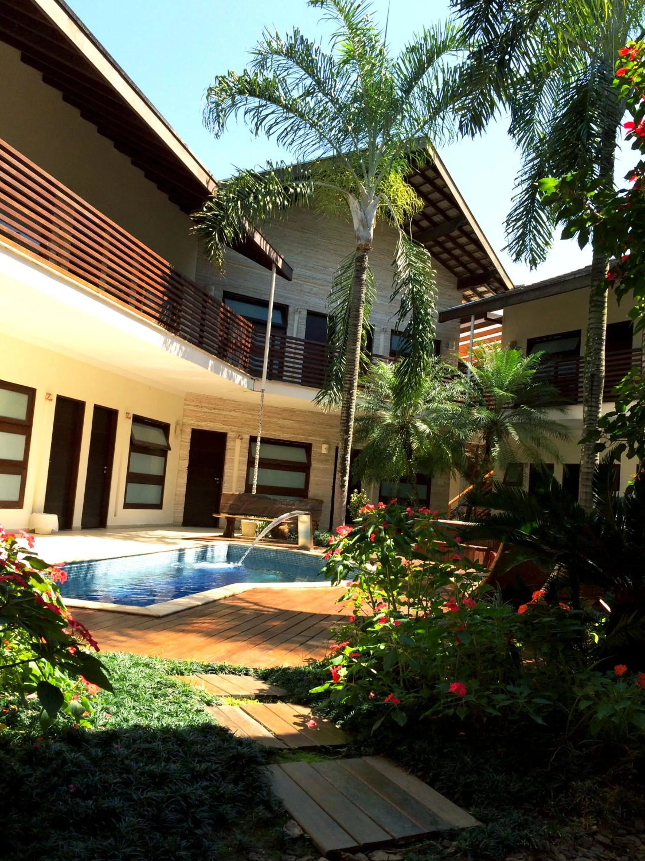 Garden view in Pousada L'essence