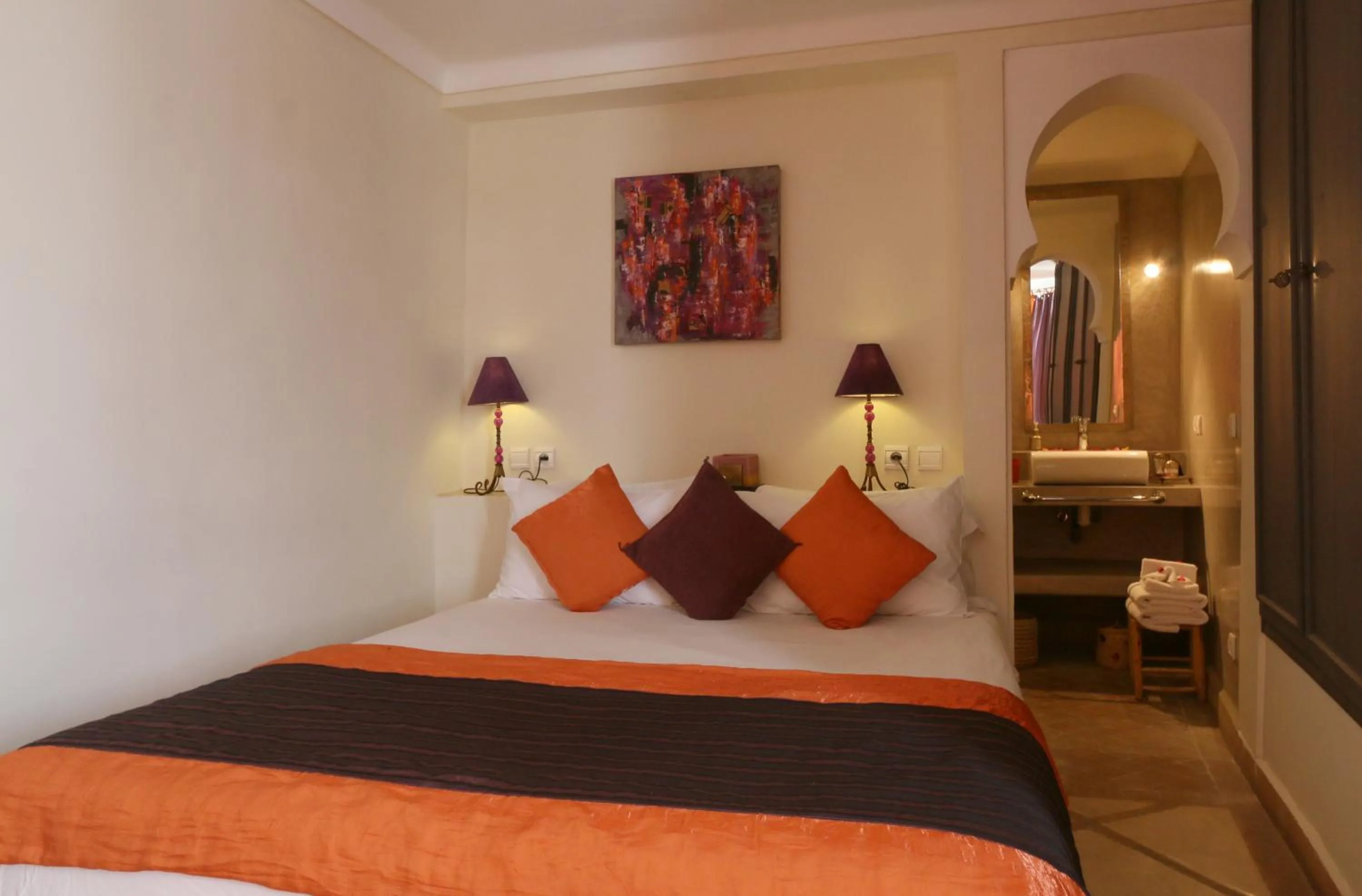 Photo of the whole room, Bed in Riad Jardin Des Rêves