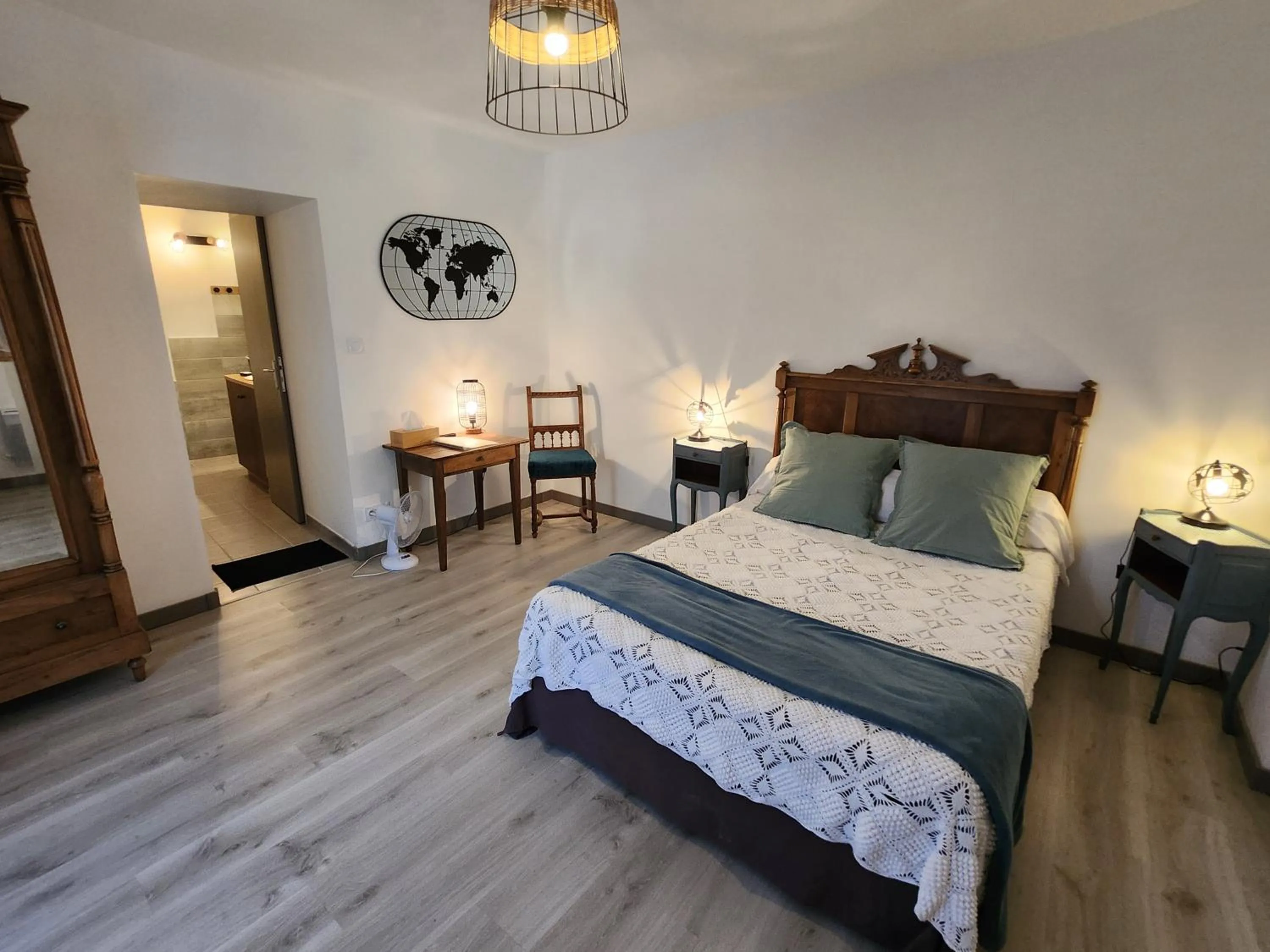 Bedroom, Bed in La Bouillarde