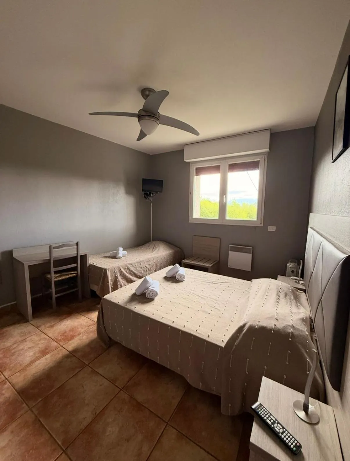 Photo of the whole room, Bed in Hôtel - Pub Le Petit Bosquet