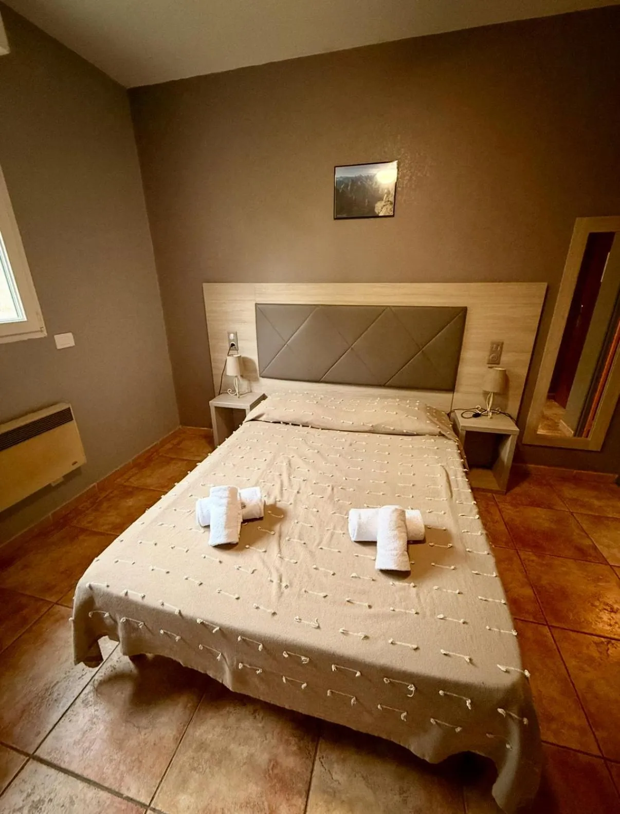 Bedroom, Bed in Hôtel - Pub Le Petit Bosquet