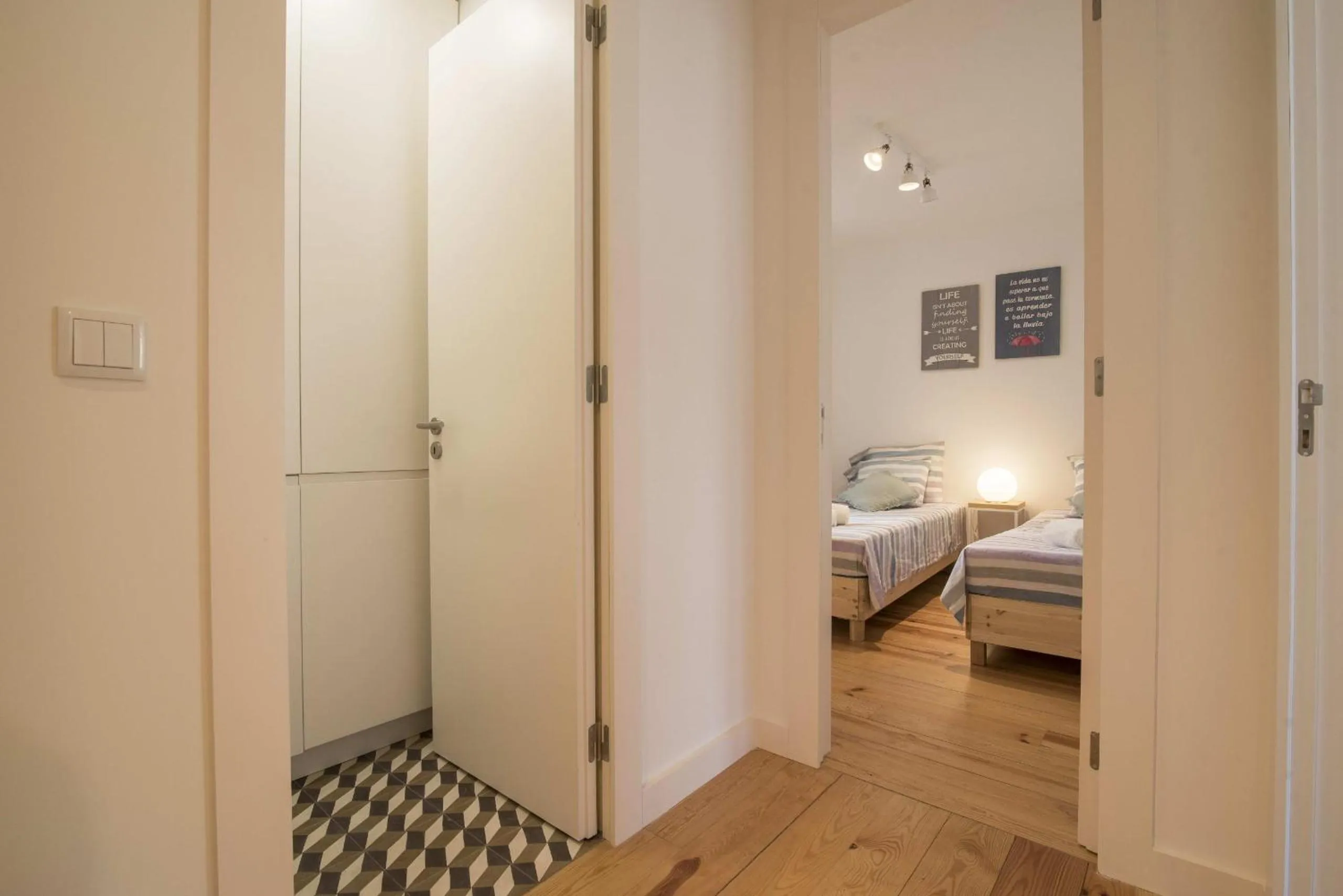 Other, Bed in Alfama Premium by Homing