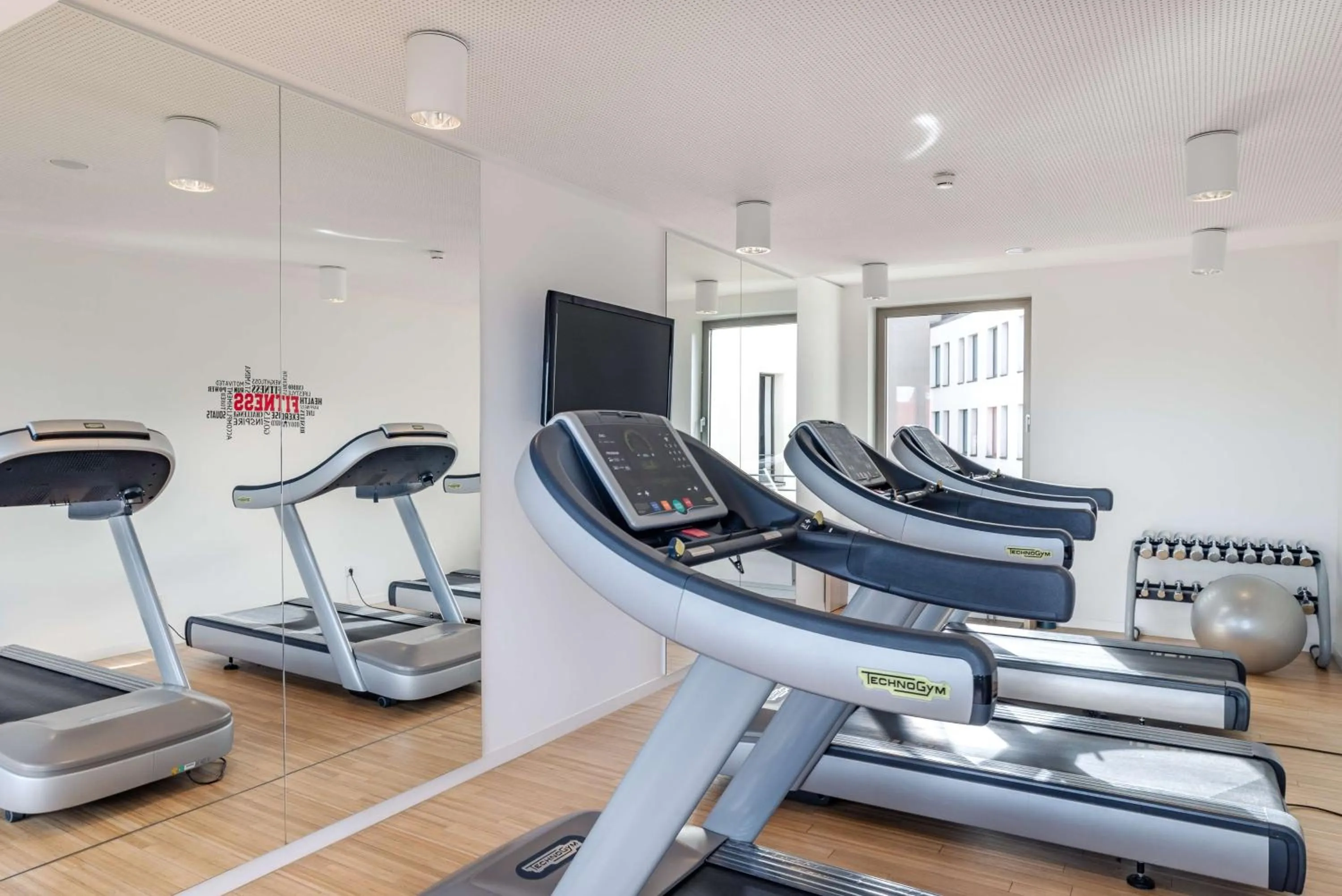 Fitness centre/facilities in Park Inn by Radisson Stuttgart