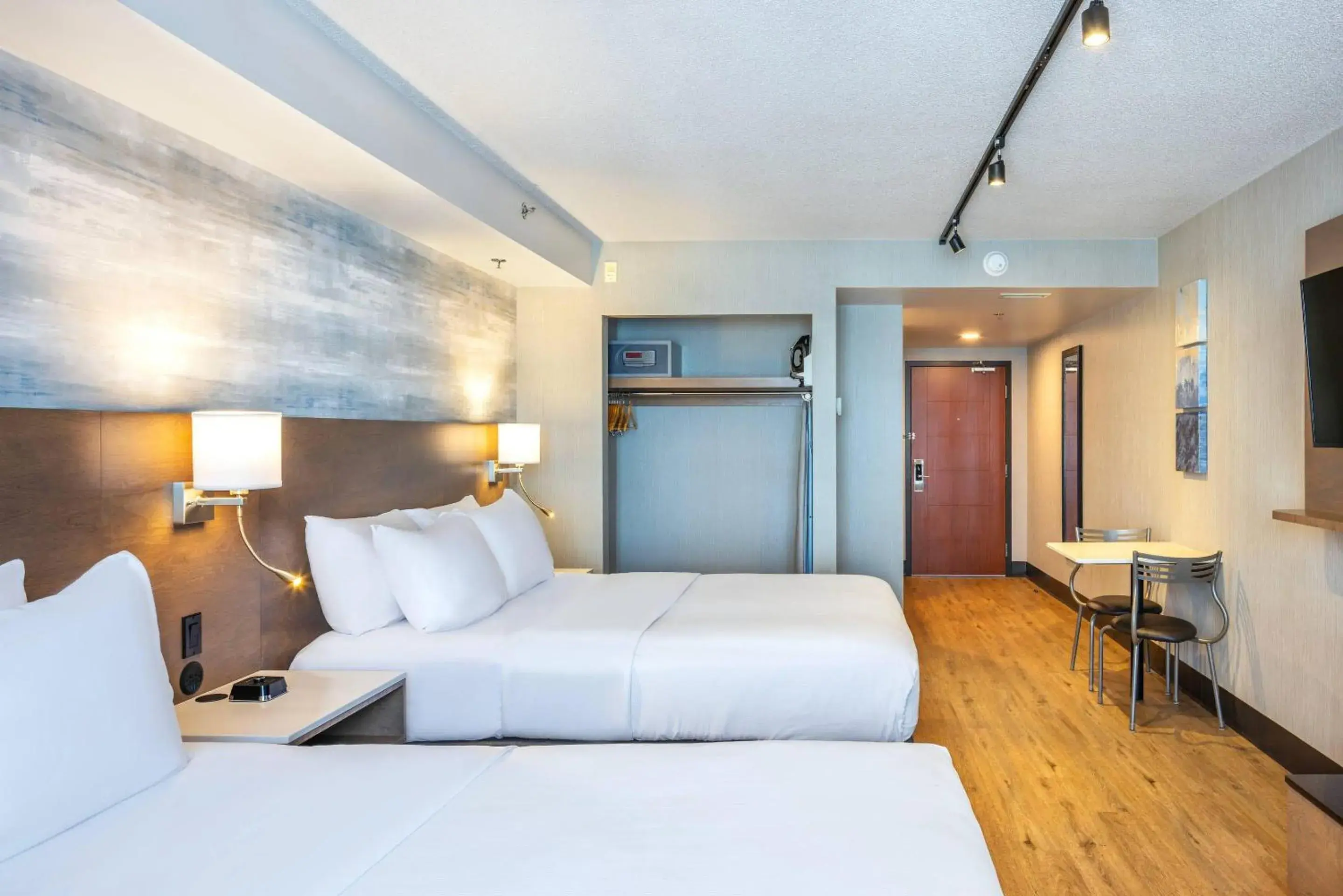 Bedroom, Bed in Quality Inn & Suites Bedroom, Bed in Quality Inn & Suites