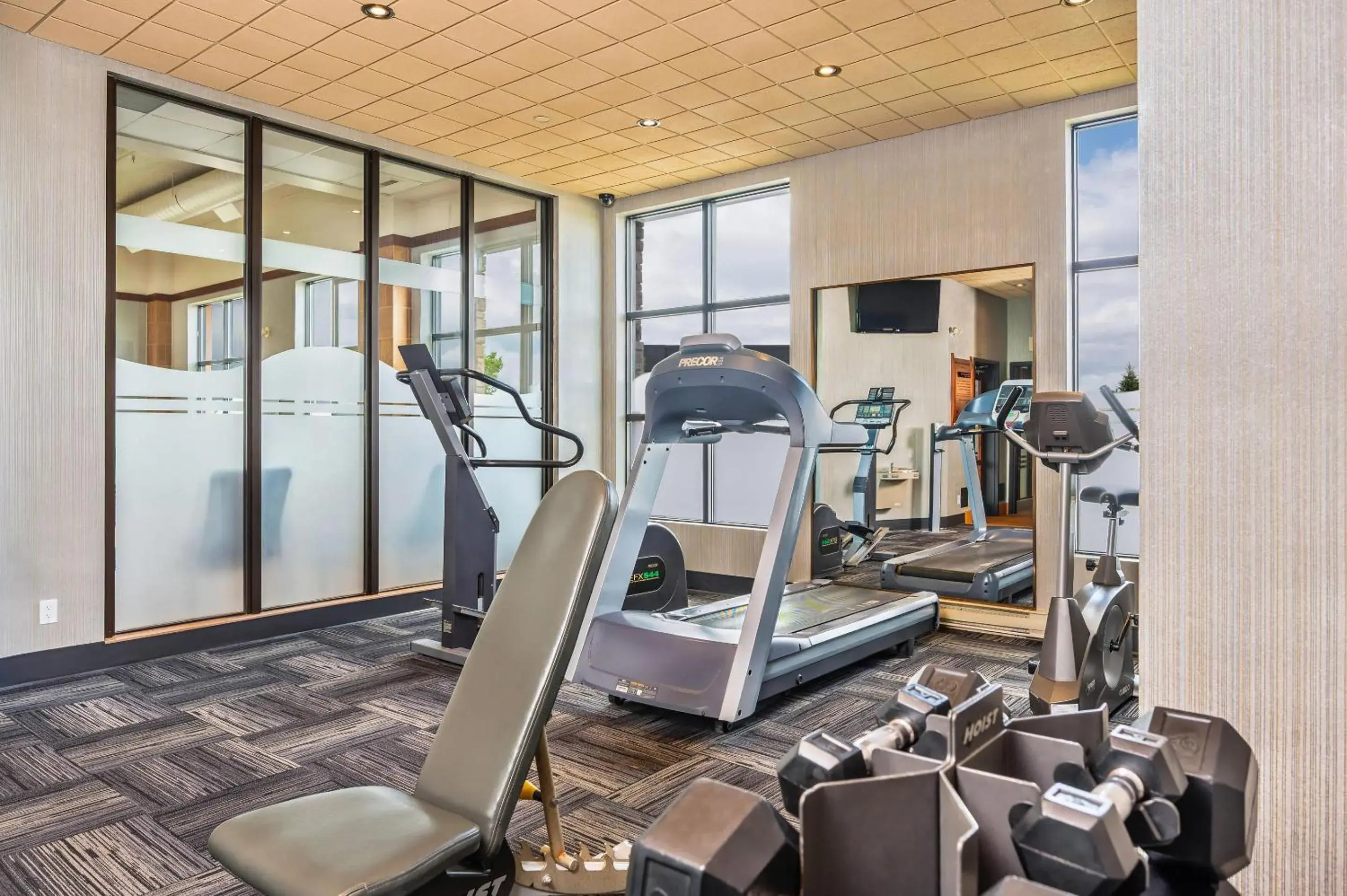 Fitness centre/facilities in Quality Inn & Suites Fitness centre/facilities in Quality Inn & Suites