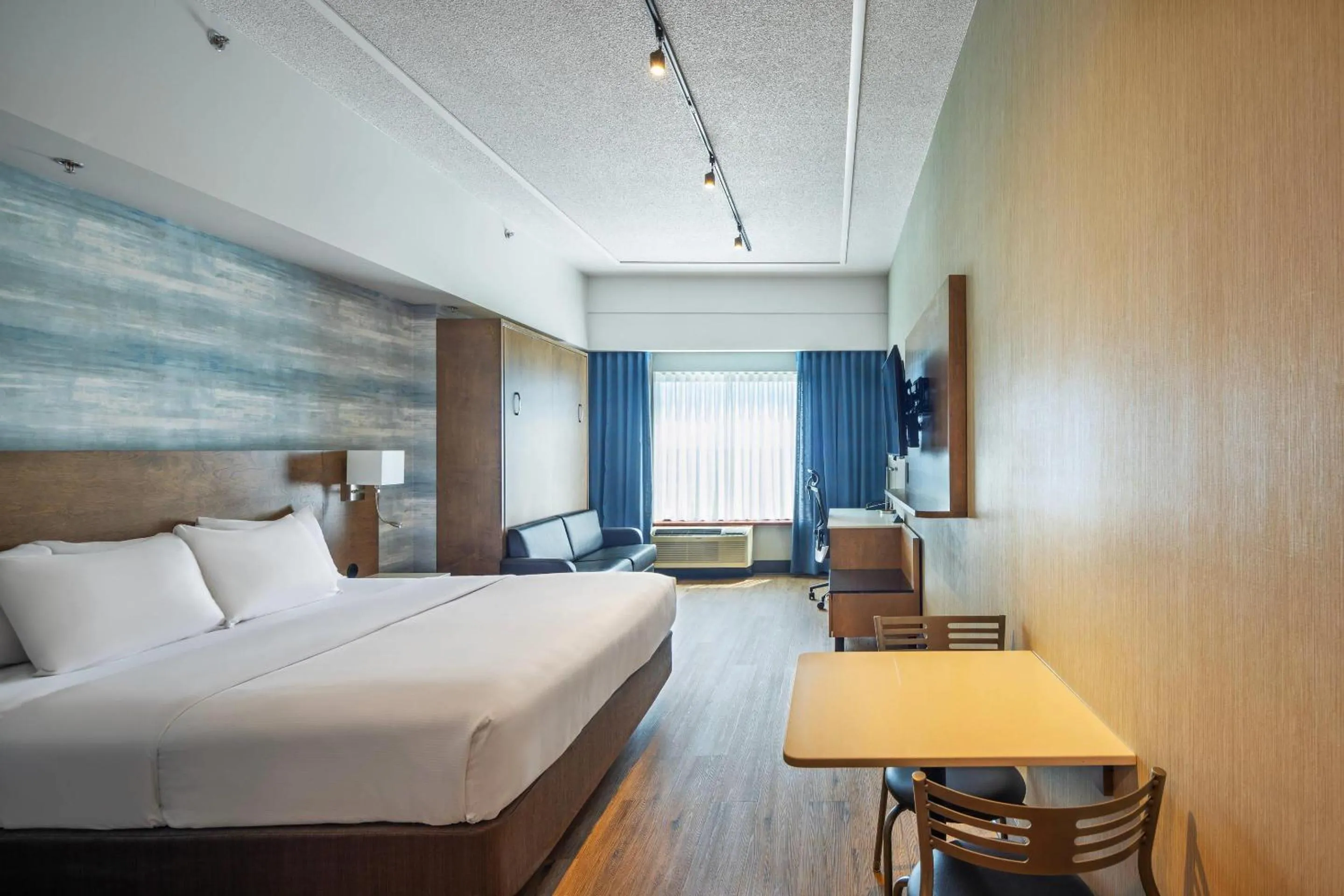 Bedroom, Bed in Quality Inn & Suites