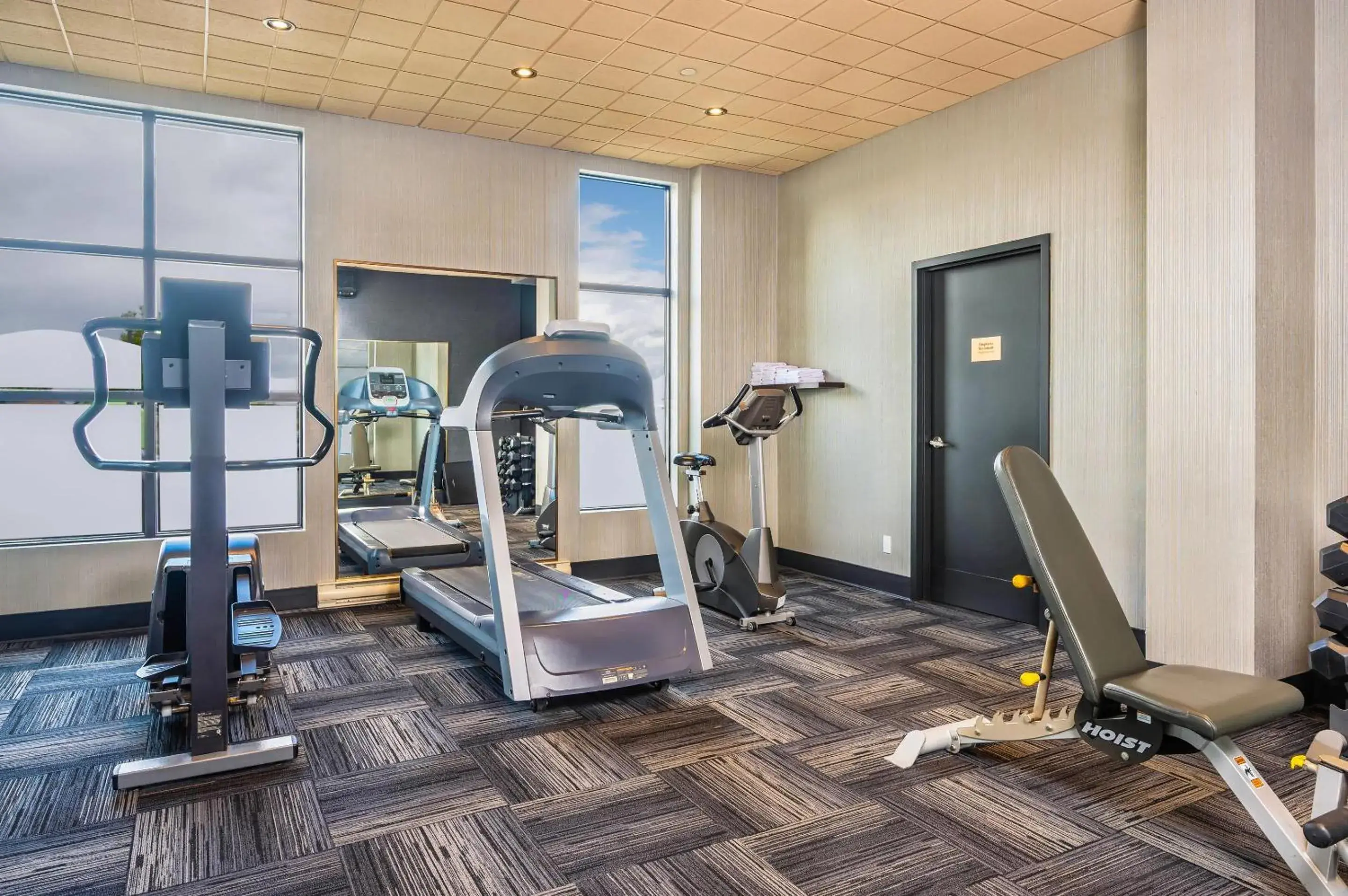 Fitness centre/facilities in Quality Inn & Suites Fitness centre/facilities in Quality Inn & Suites