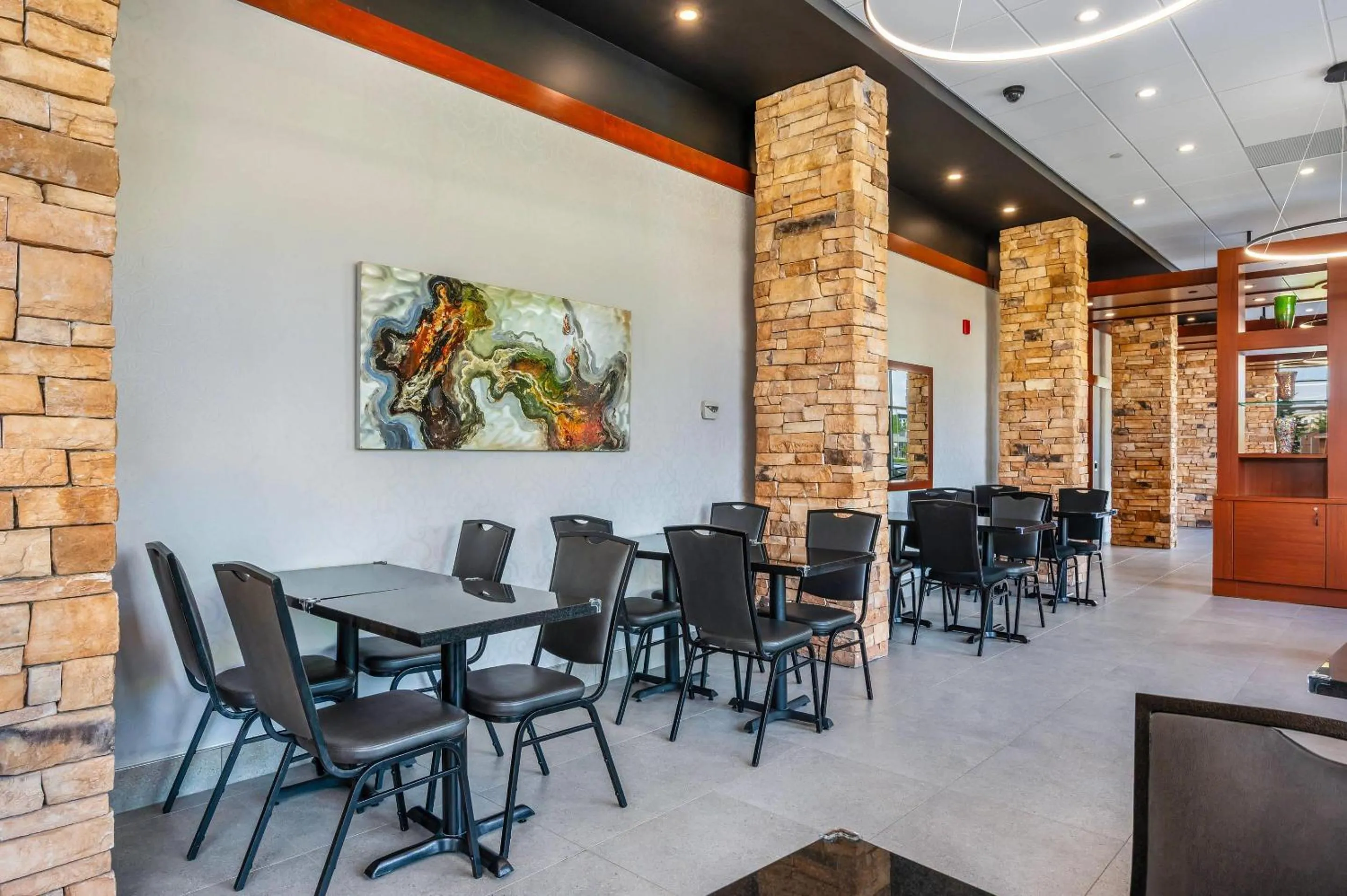 Breakfast in Quality Inn & Suites