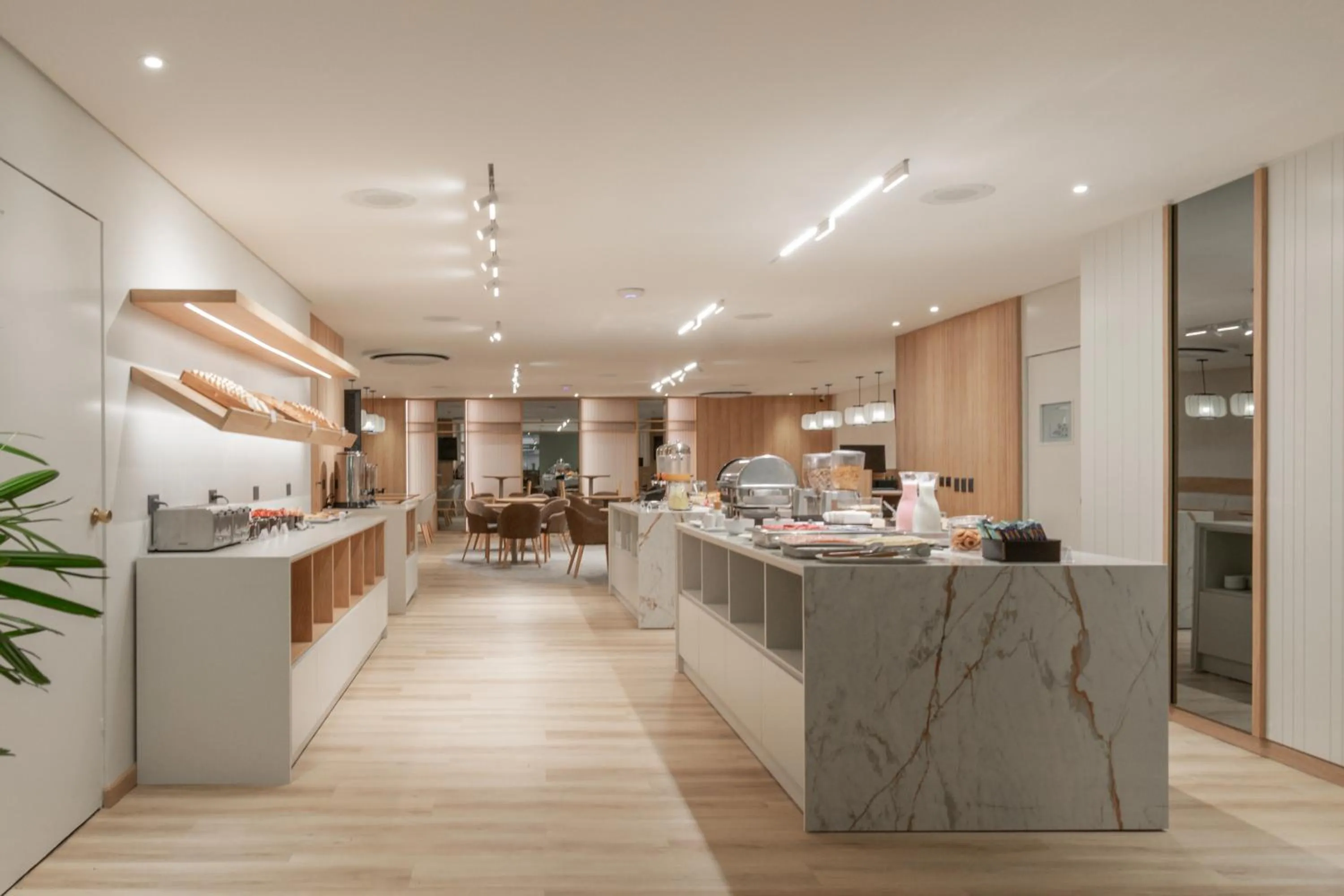 Hotel Solans Carlton