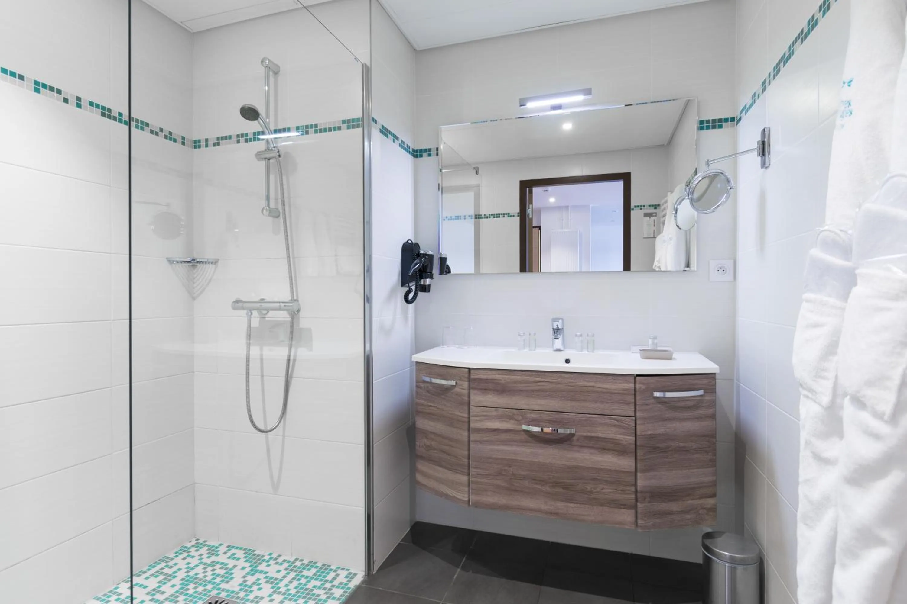 Shower in Hotel Spa Les Rives Sauvages