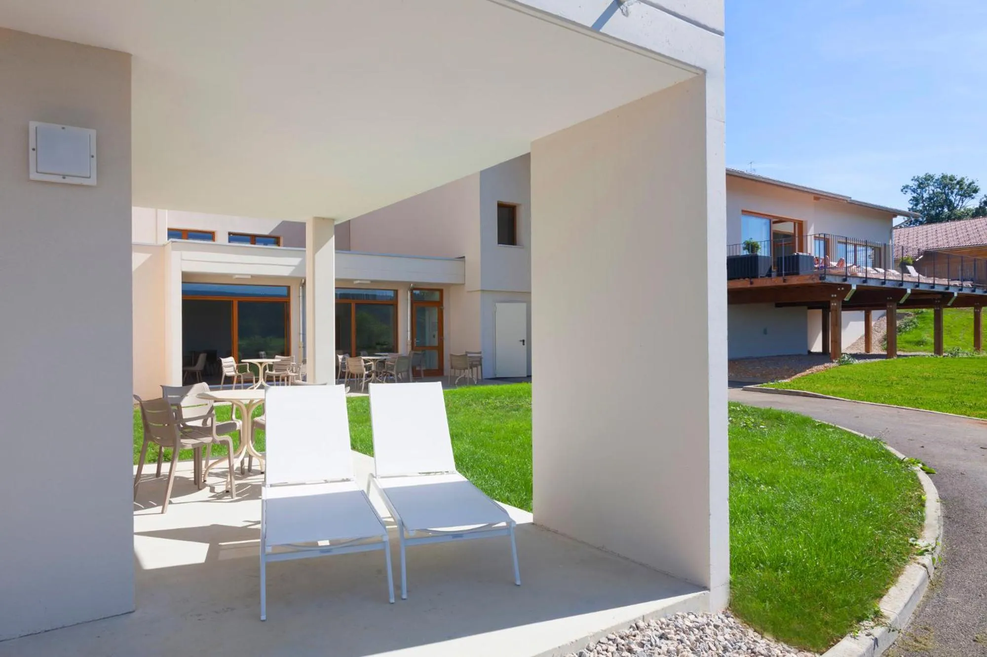 Patio in Hotel Spa Les Rives Sauvages