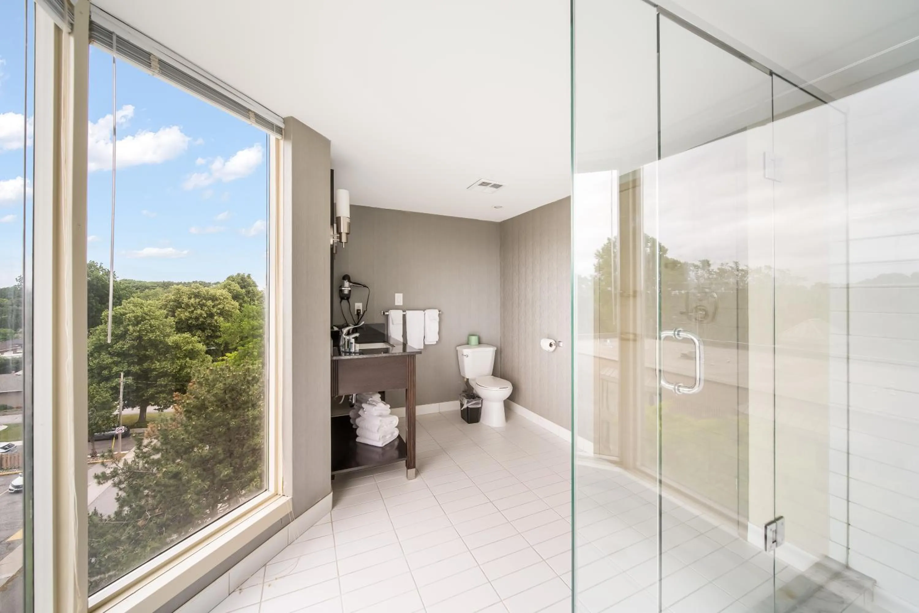 Ramada Plaza by Wyndham Niagara Falls