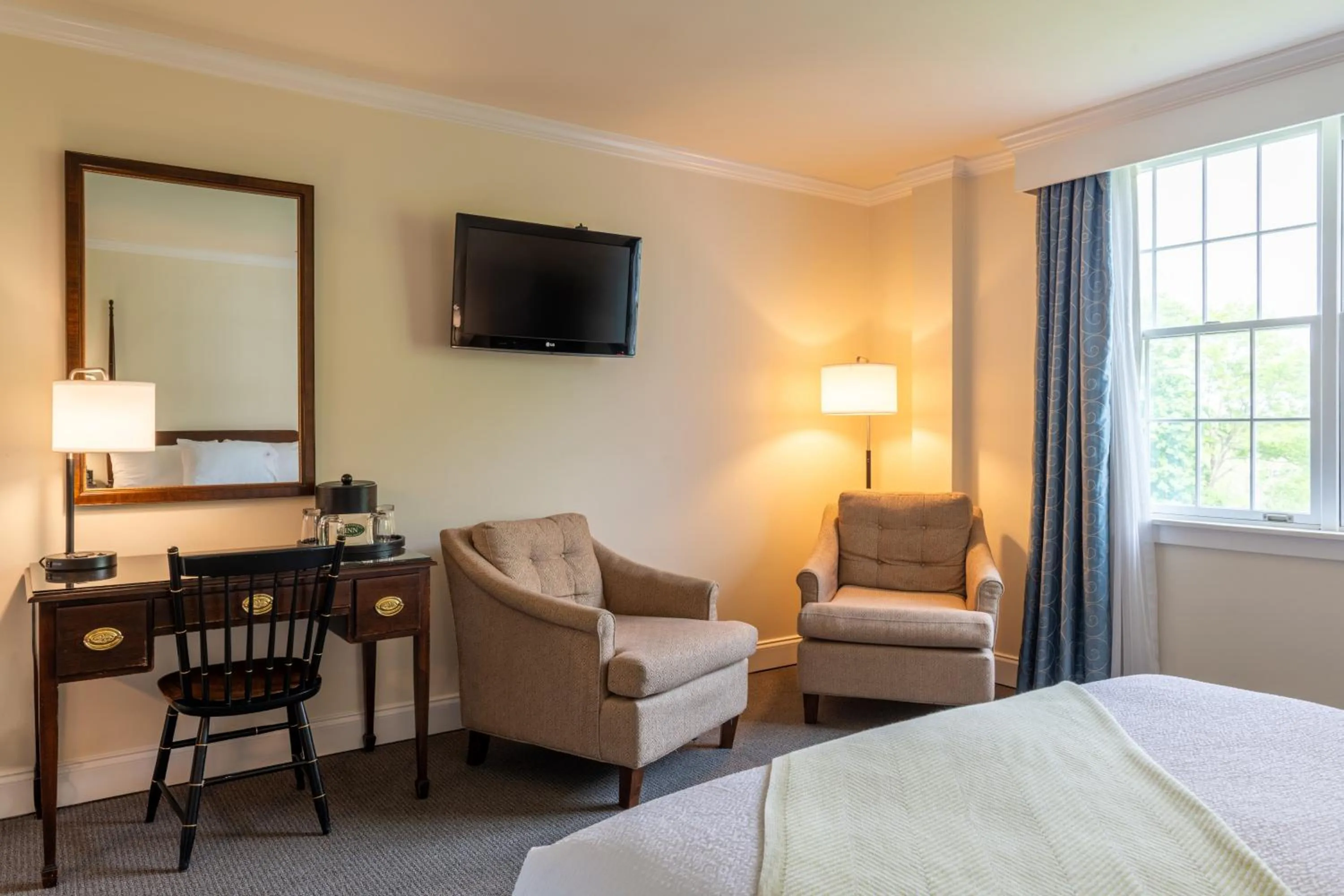 Bedroom, Bed in The Harraseeket Inn & Event House Freeport Downtown