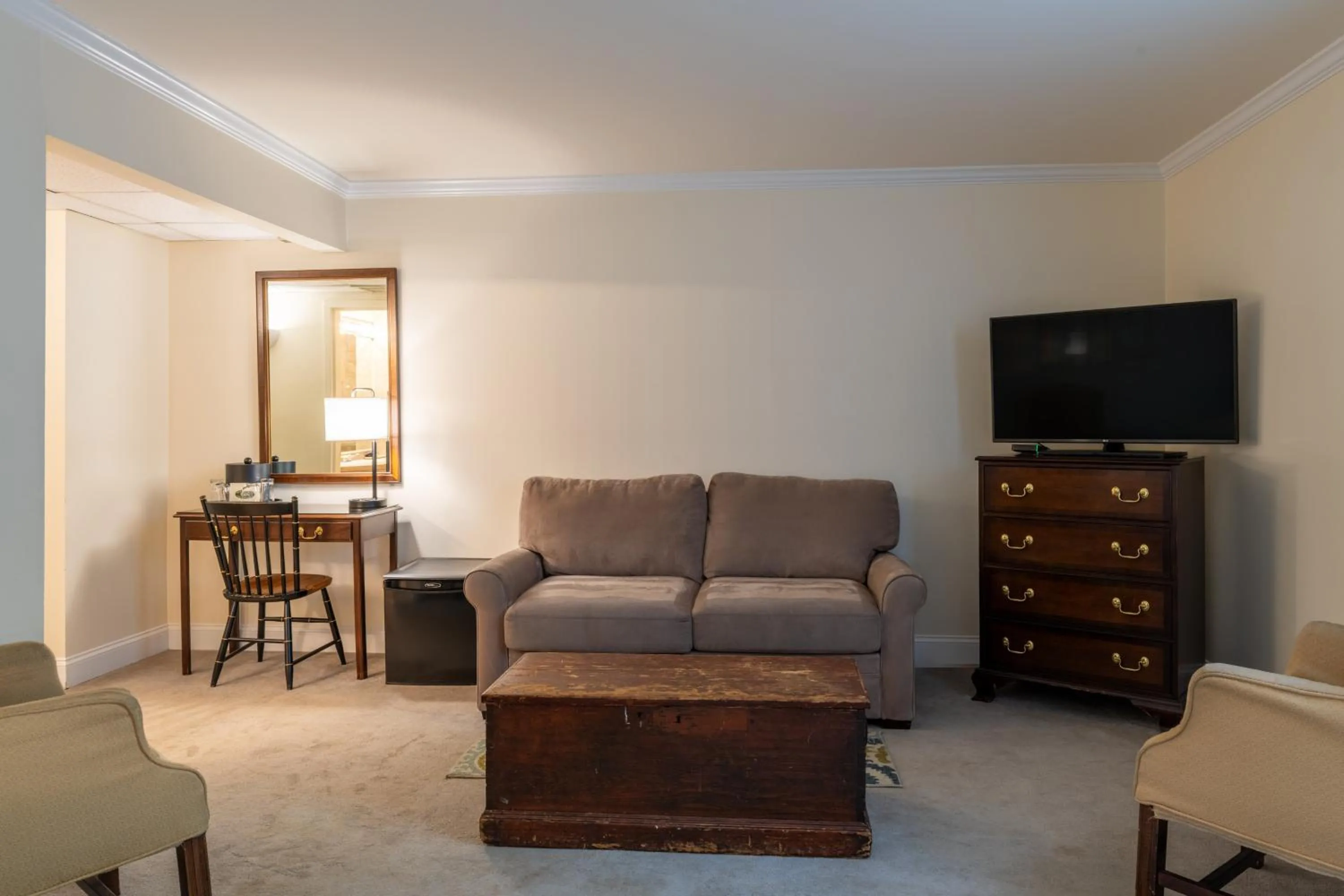 TV and multimedia in The Harraseeket Inn & Event House Freeport Downtown