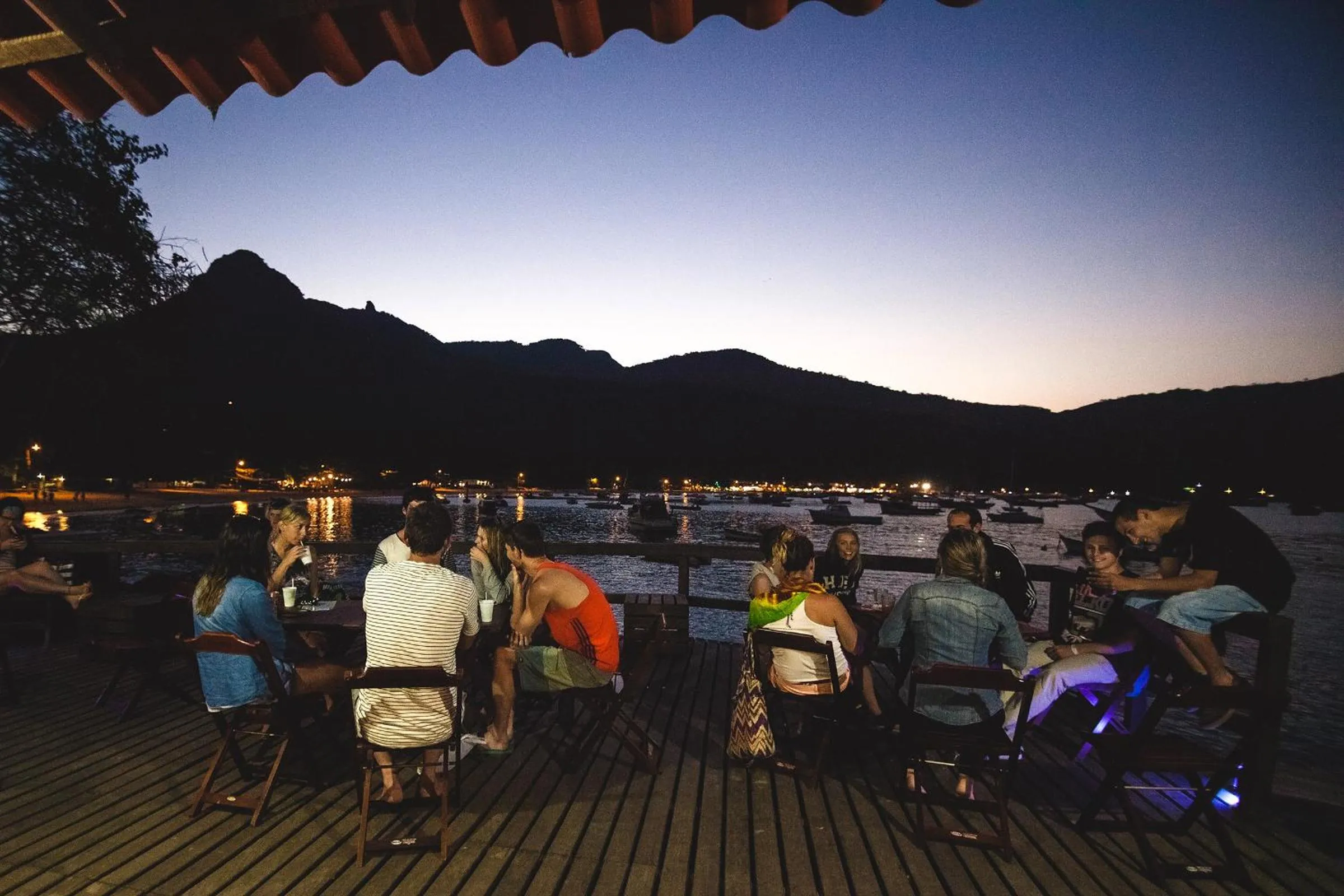 People in Che Lagarto Hostel Ilha Grande