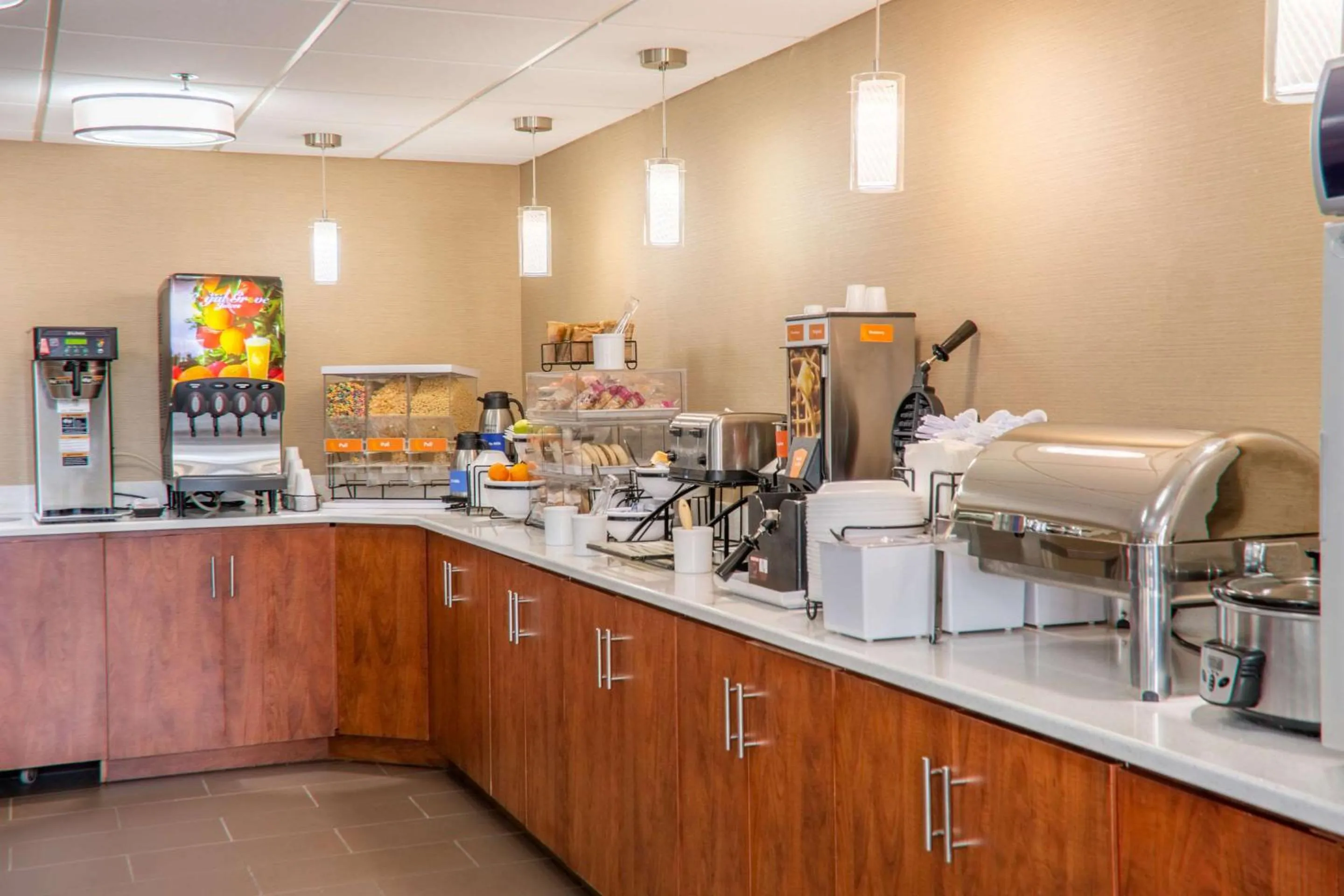 Breakfast in Comfort Inn Dickson