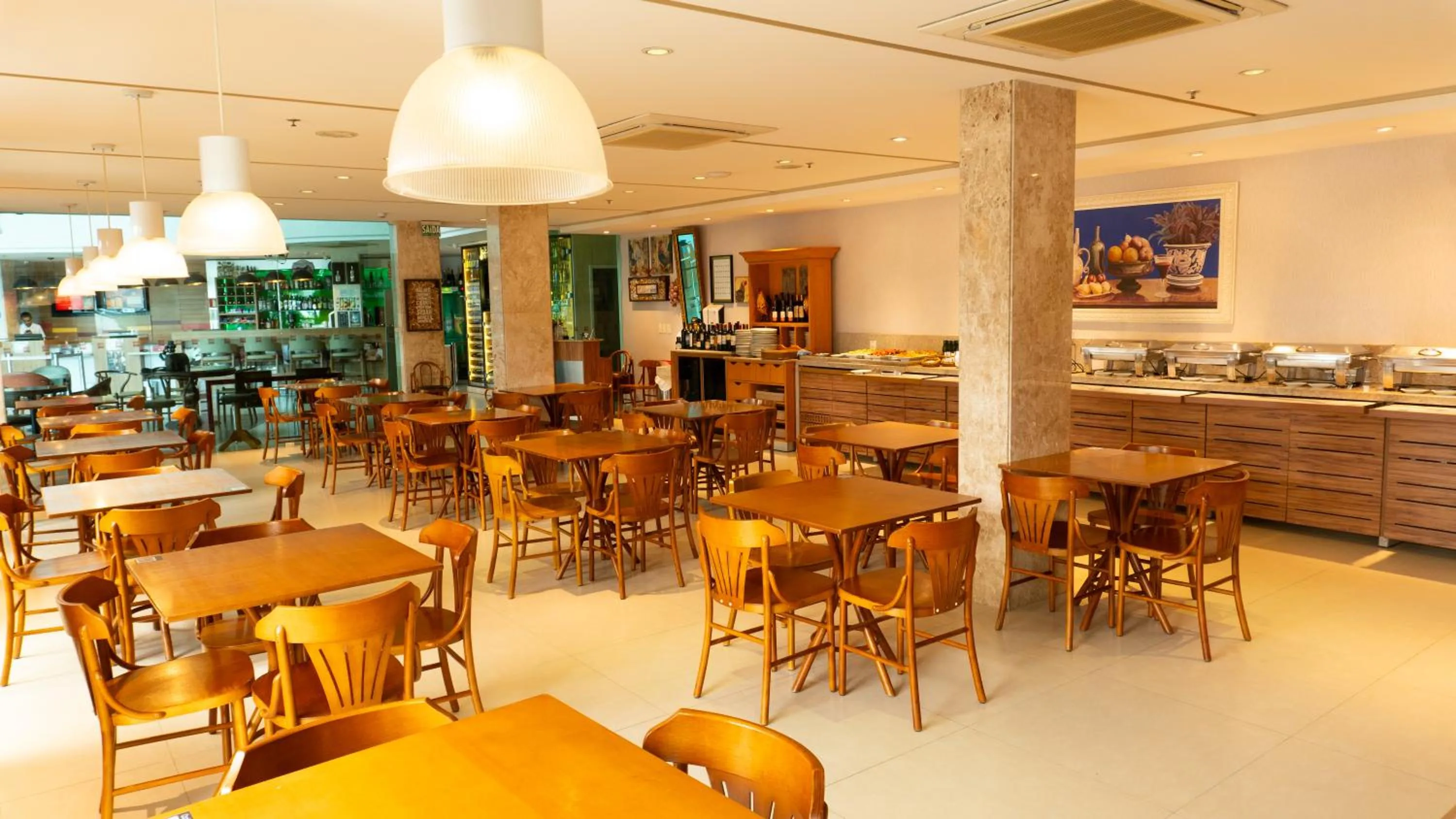 Restaurant/places to eat in ibis Vitoria da Conquista