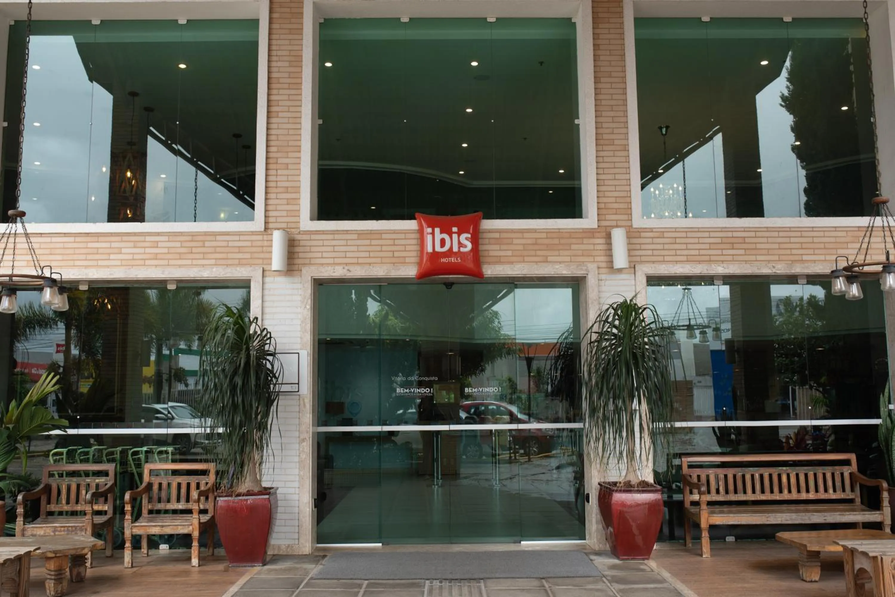 Facade/entrance in ibis Vitoria da Conquista