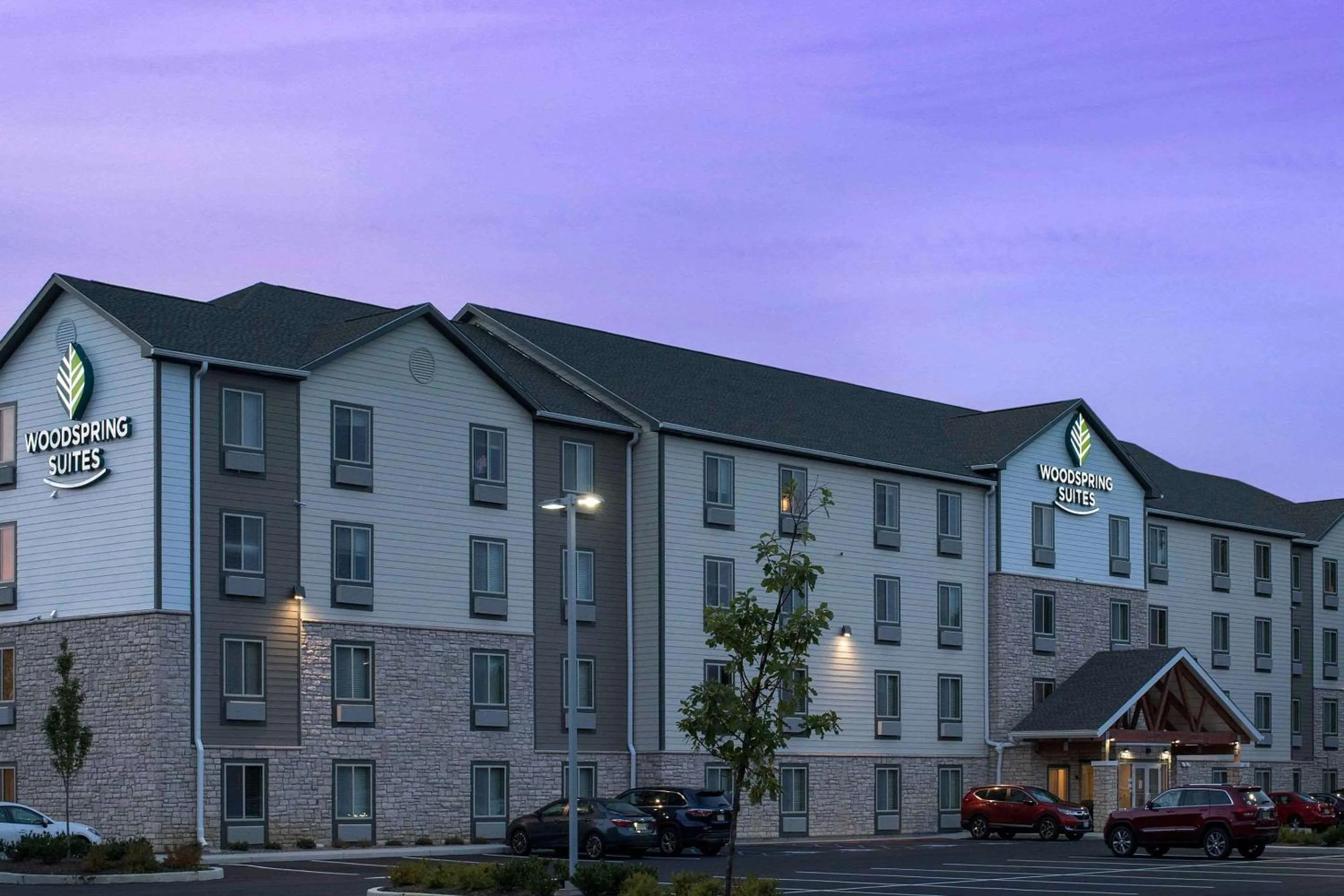 Property building in Woodspring Suites Cherry Hill