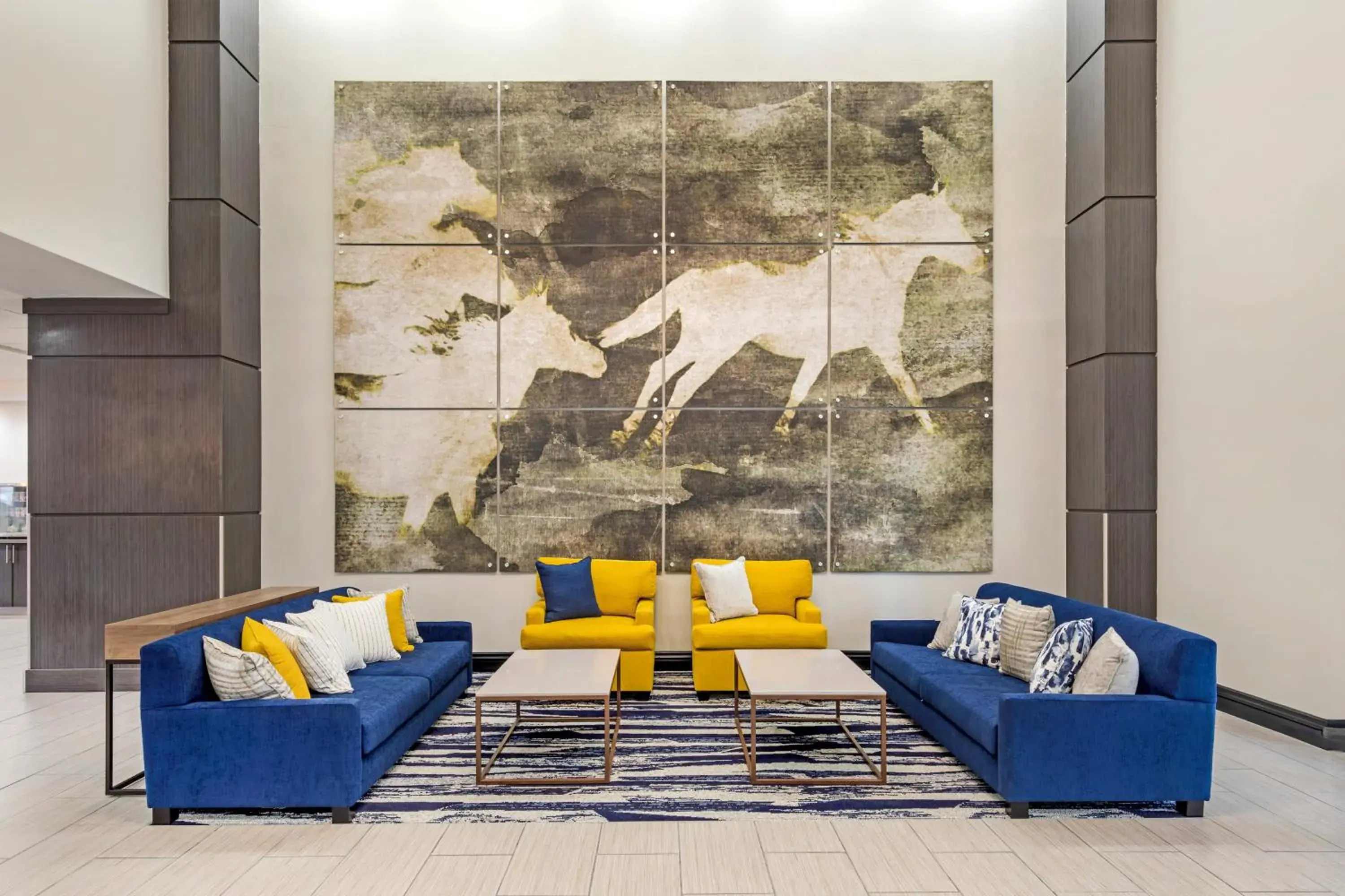 Lobby or reception in Comfort Inn & Suites Irving Las Colinas DFW Lobby or reception in Comfort Inn & Suites Irving Las Colinas DFW