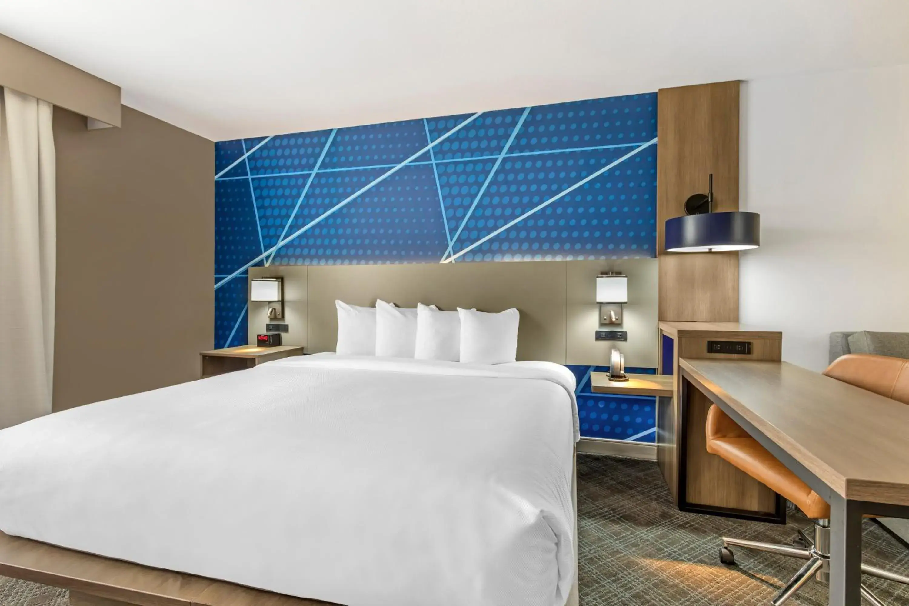 Bed in Comfort Inn & Suites Irving Las Colinas DFW Bed in Comfort Inn & Suites Irving Las Colinas DFW