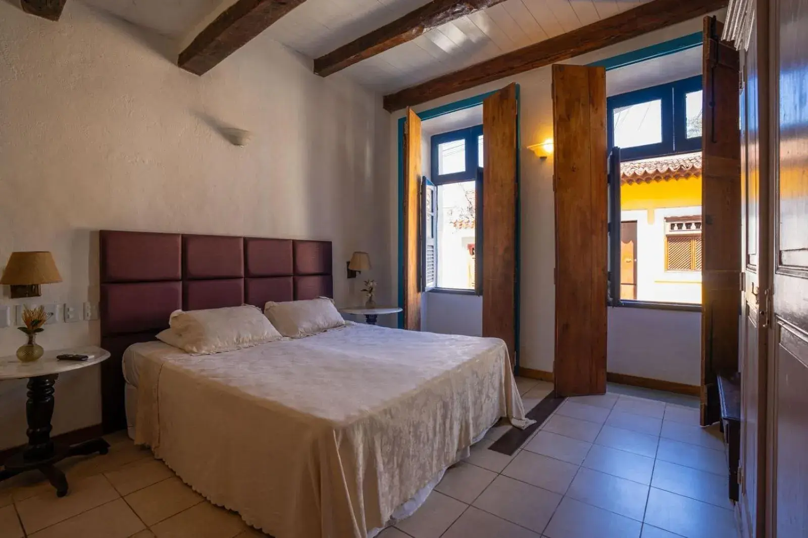 Deluxe Quadruple Room in Pousada do Amparo Deluxe Quadruple Room in Pousada do Amparo