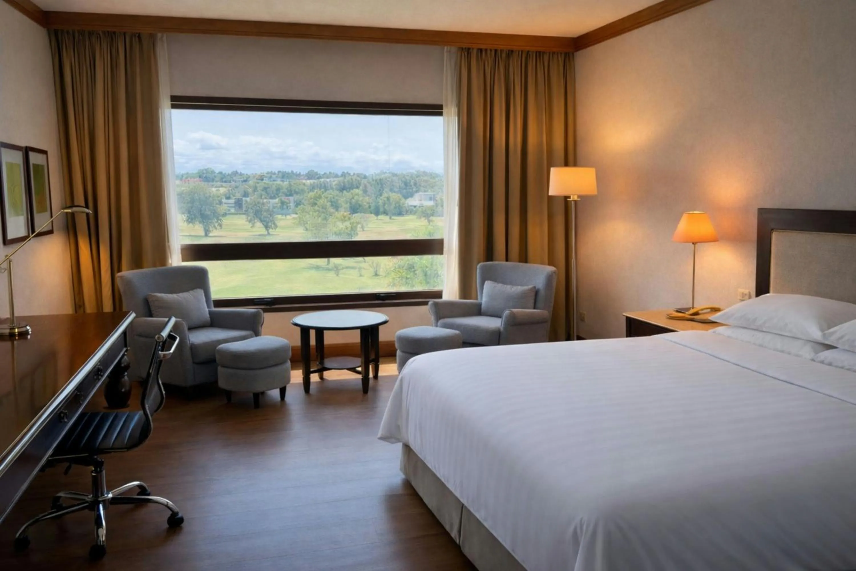 Photo of the whole room, Bed in Sheraton Colonia Golf & Spa Resort