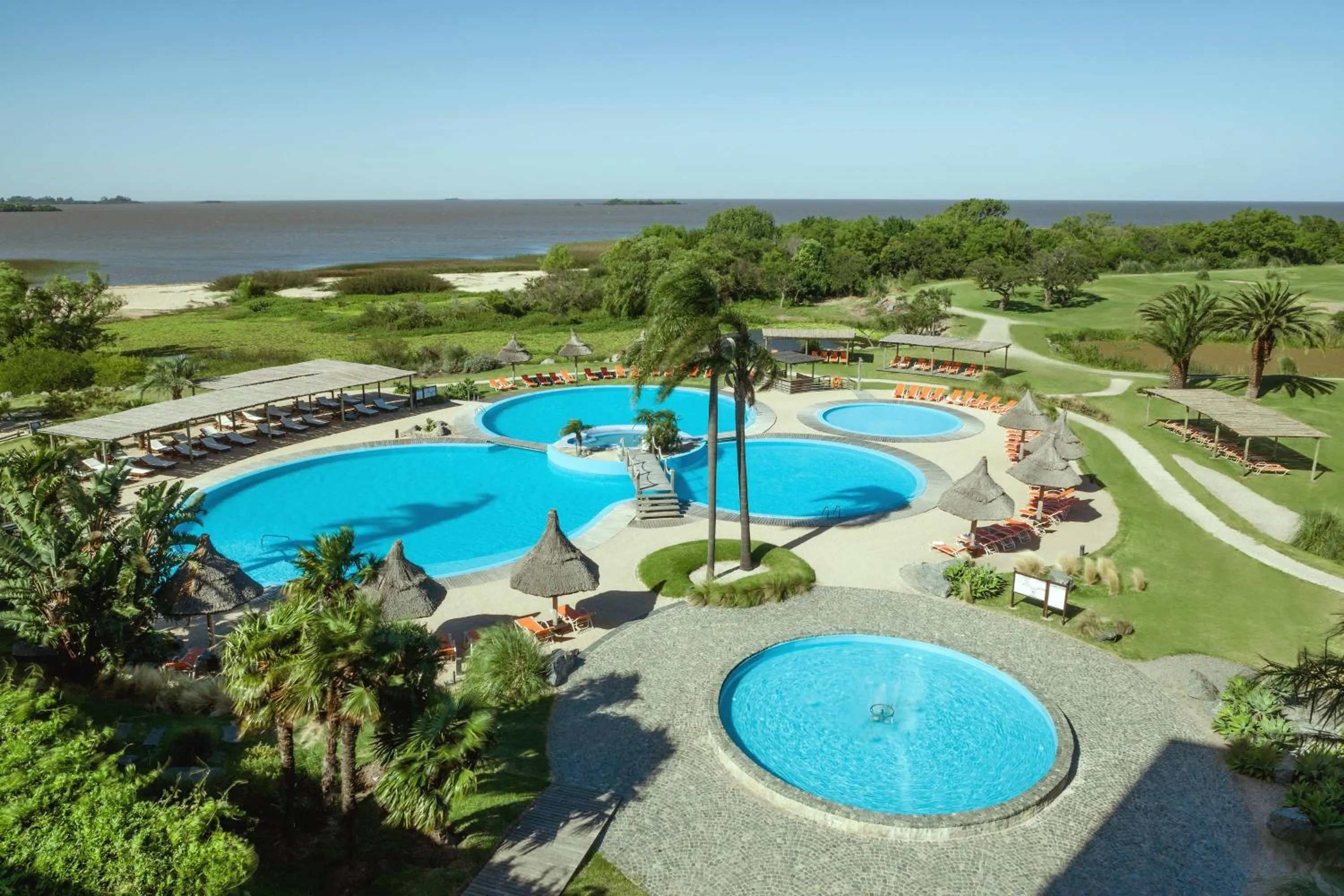 Swimming pool in Sheraton Colonia Golf & Spa Resort