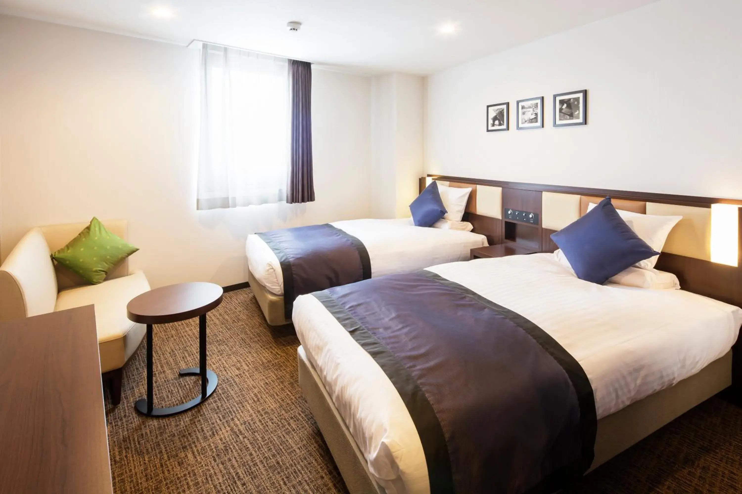 Annex Deluxe Twin Room - Smoking in HOTEL MYSTAYS Kanazawa Castle Annex Deluxe Twin Room - Smoking in HOTEL MYSTAYS Kanazawa Castle