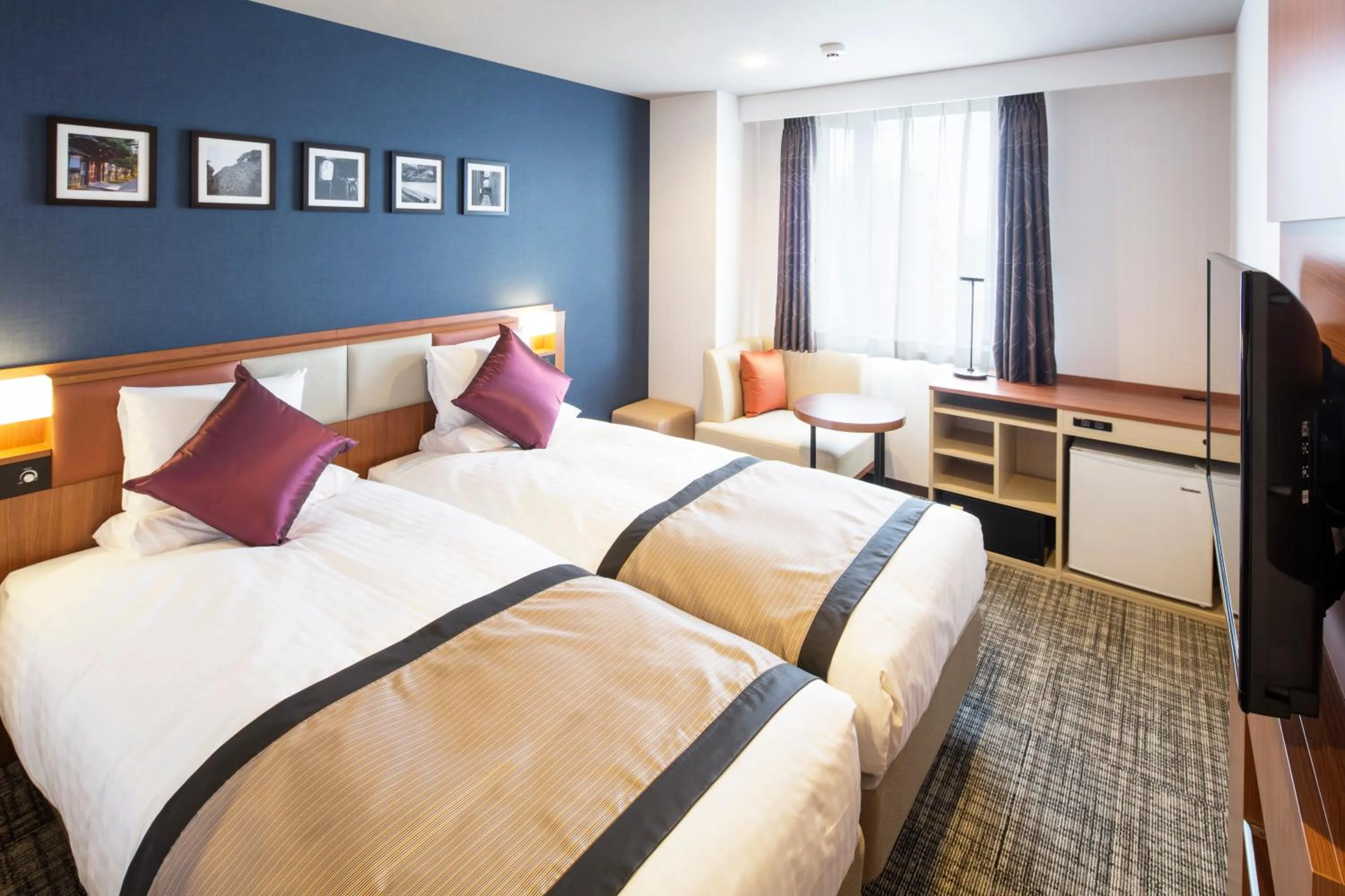 Photo of the whole room, Bed in HOTEL MYSTAYS Kanazawa Castle