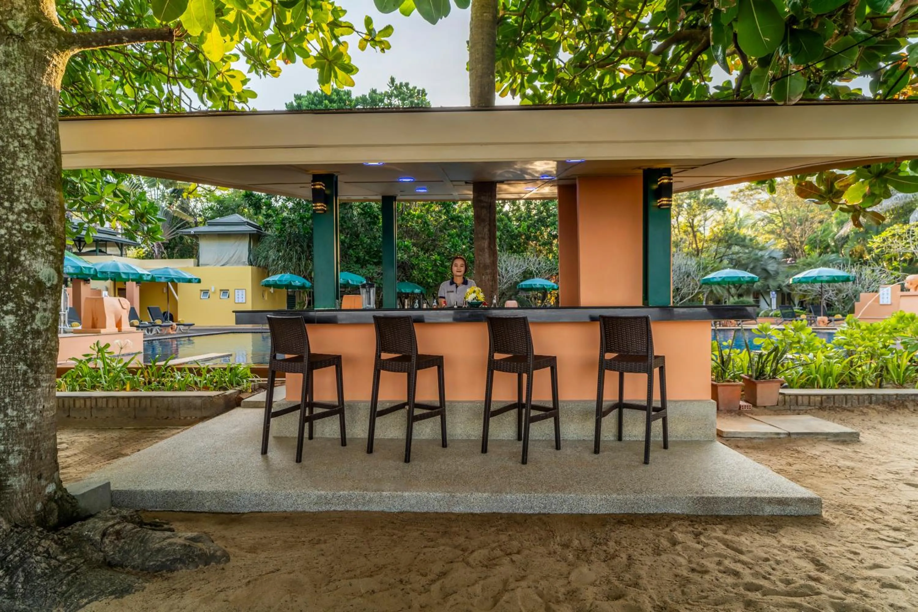 Swimming pool in Baan Khaolak Beach Resort