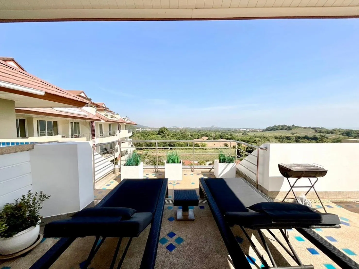 SeaRidge Hua Hin Resort & Poolvilla