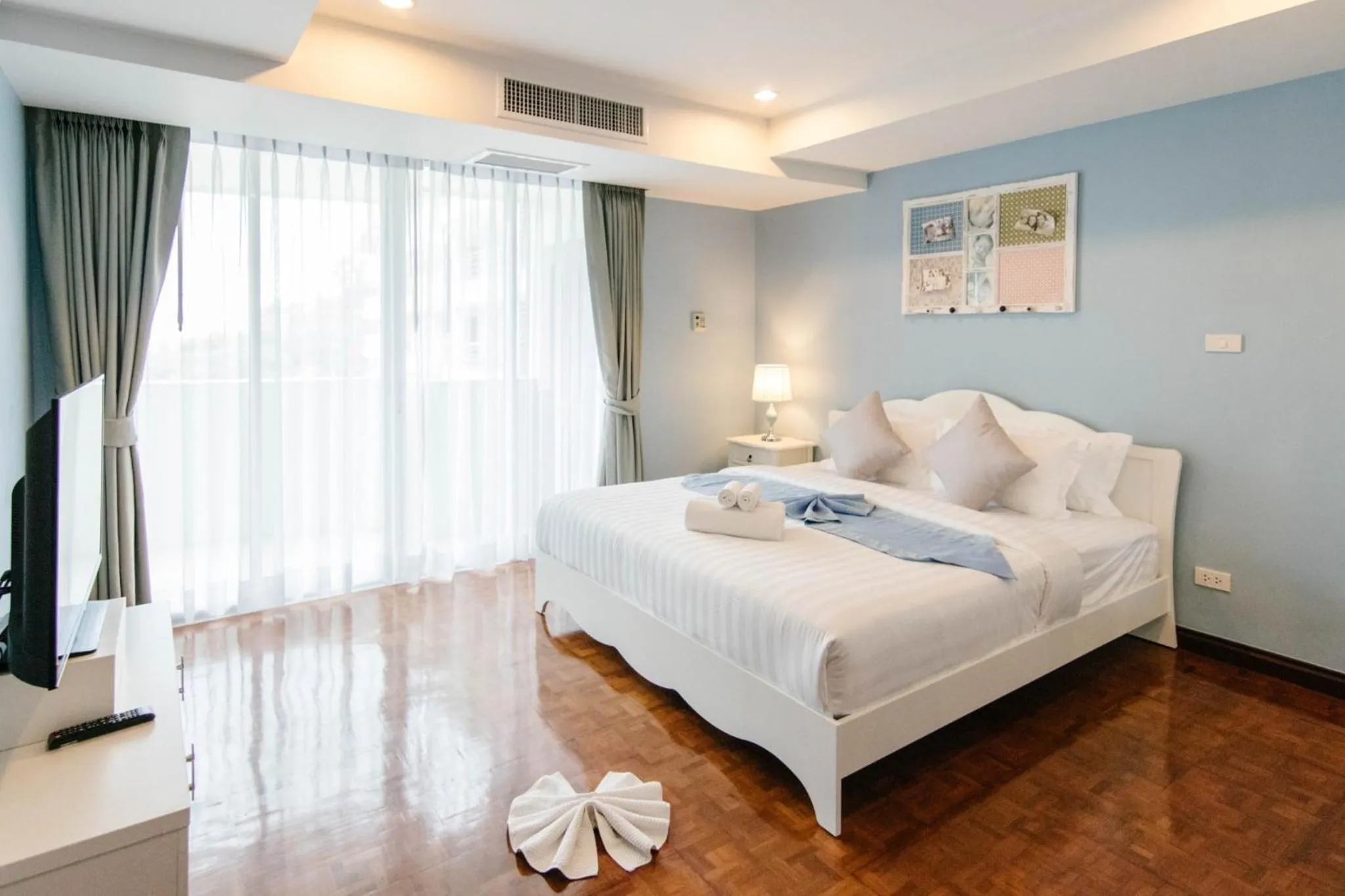 Bed in SeaRidge Hua Hin Resort & Poolvilla