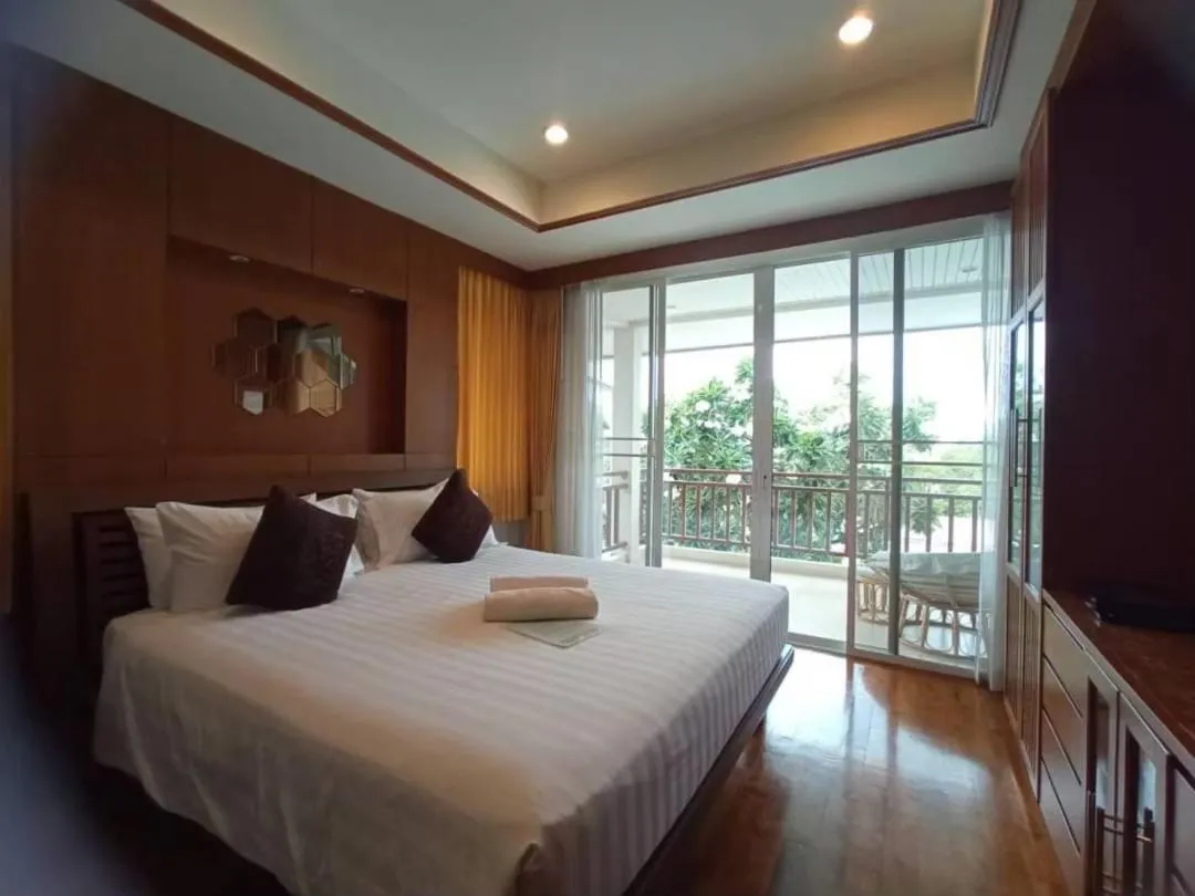 Bed in SeaRidge Hua Hin Resort & Poolvilla
