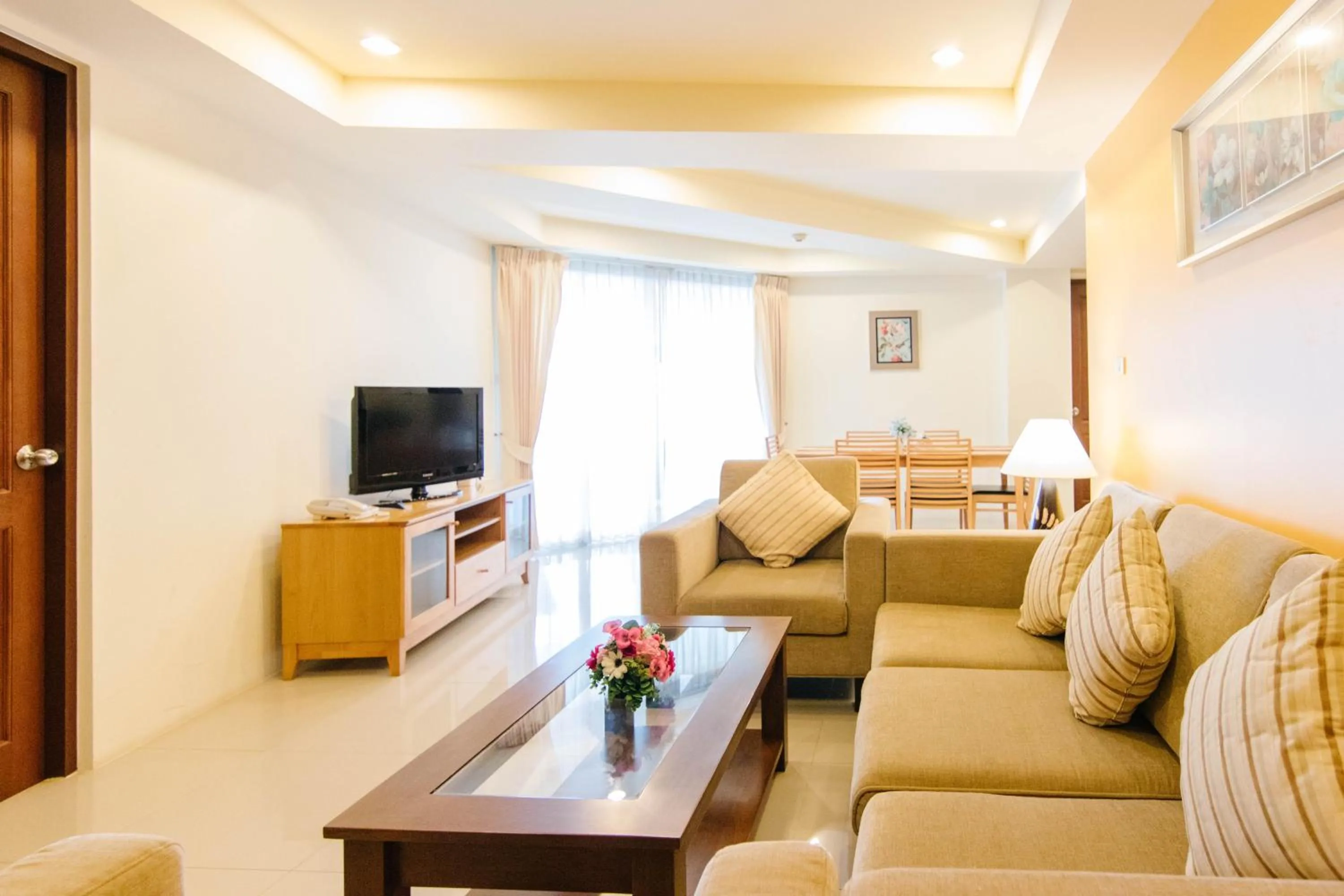TV and multimedia in SeaRidge Hua Hin Resort & Poolvilla