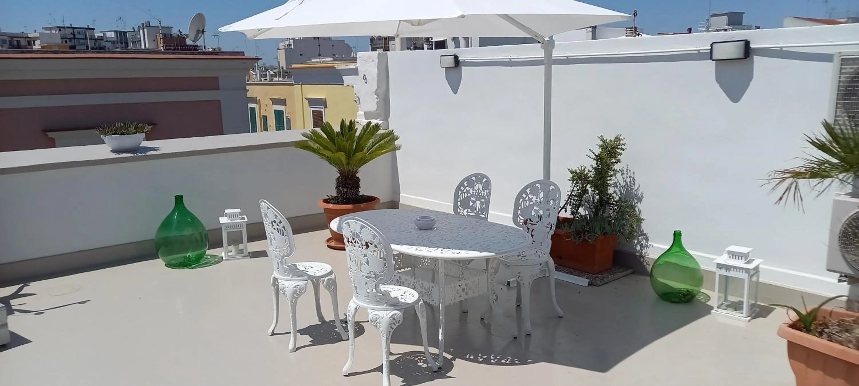 Balcony/Terrace in A DUE PASSI temporary apartment
