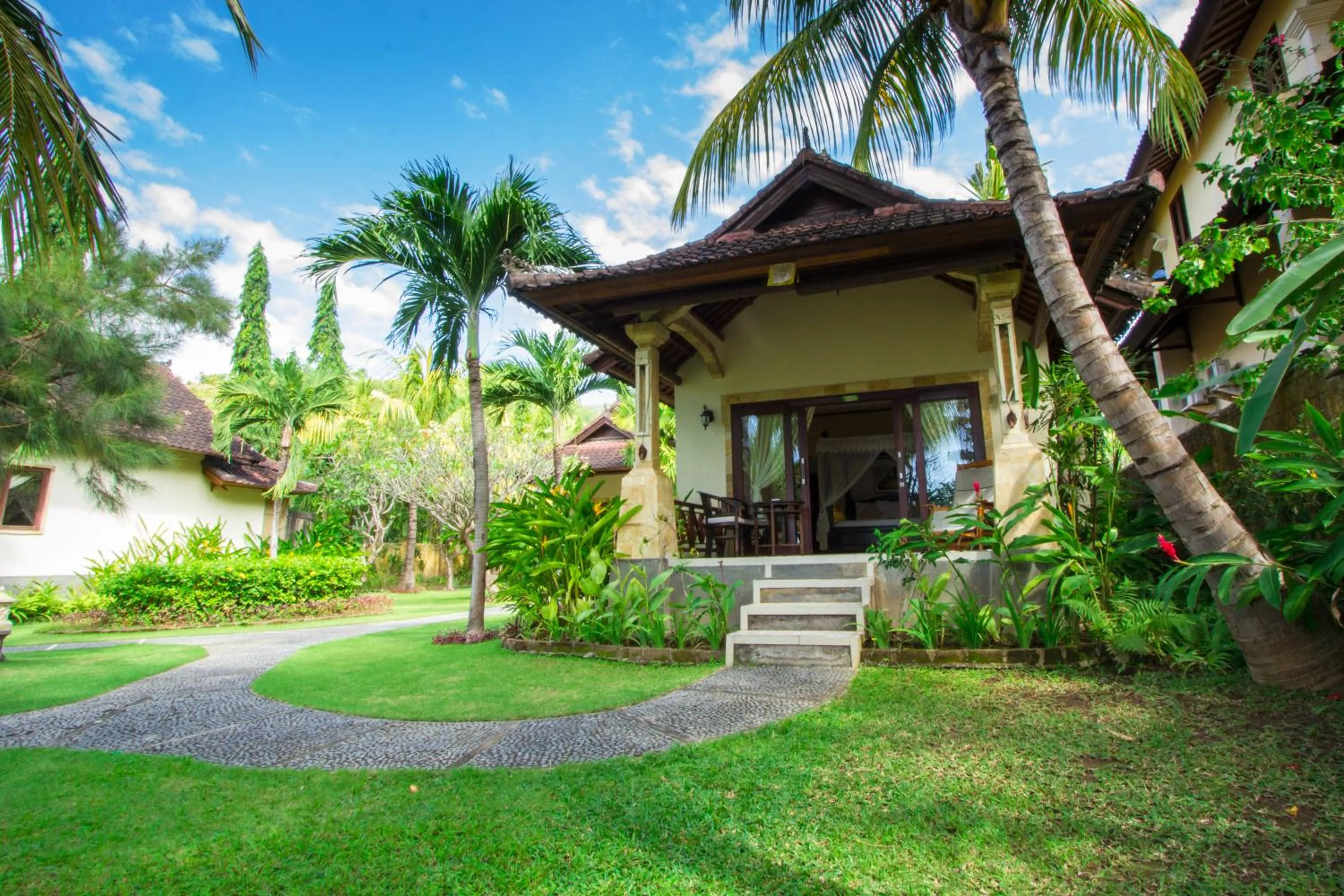 Patio in Arya Amed Beach Resort and Dive Center