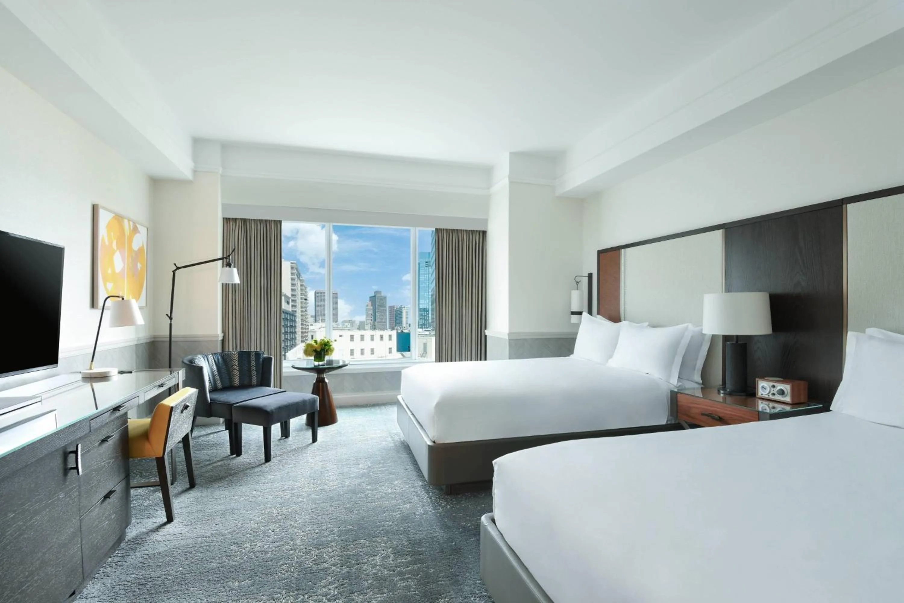 Photo of the whole room, Bed in The Ritz-Carlton, Boston