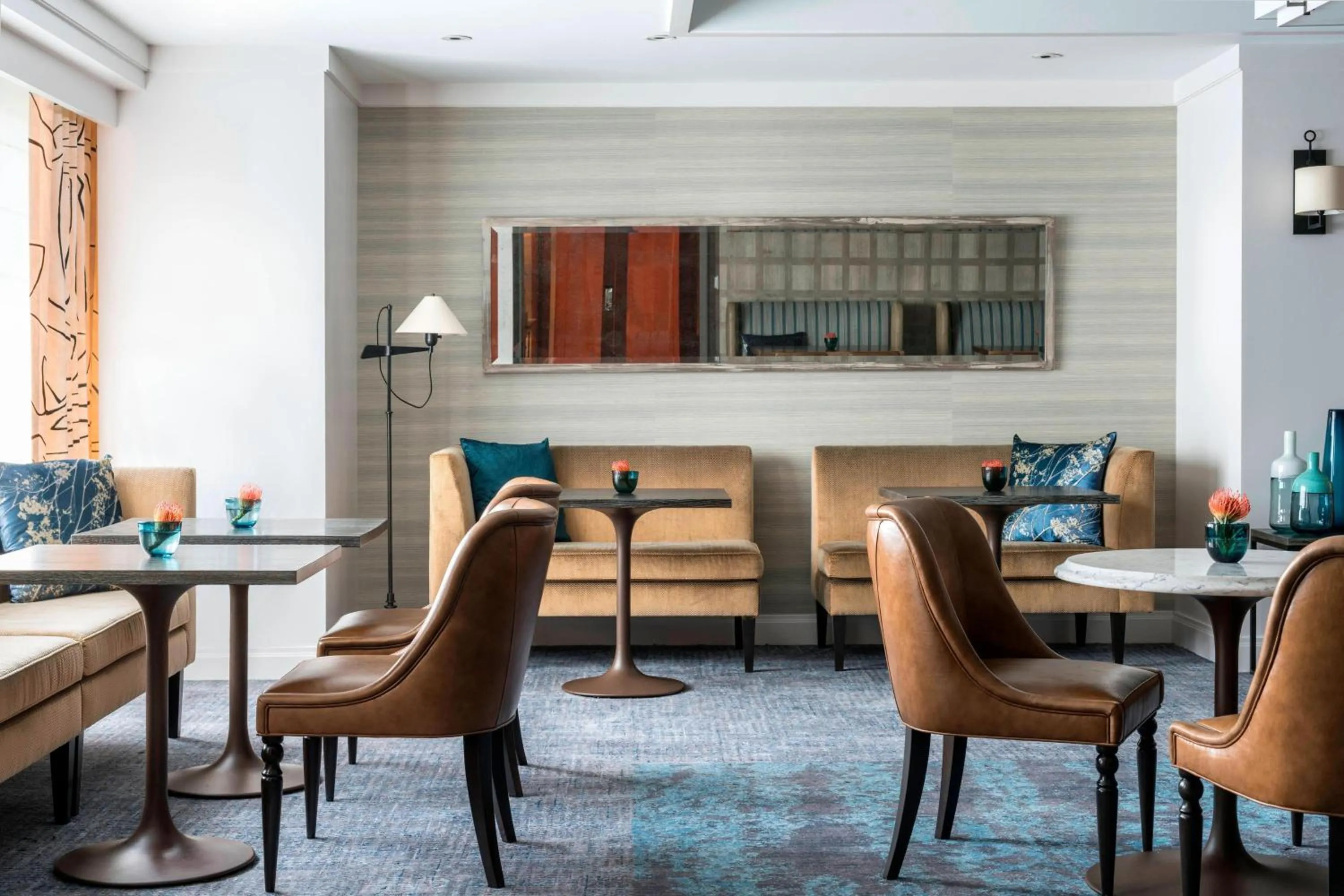 Lounge or bar in The Ritz-Carlton, Boston