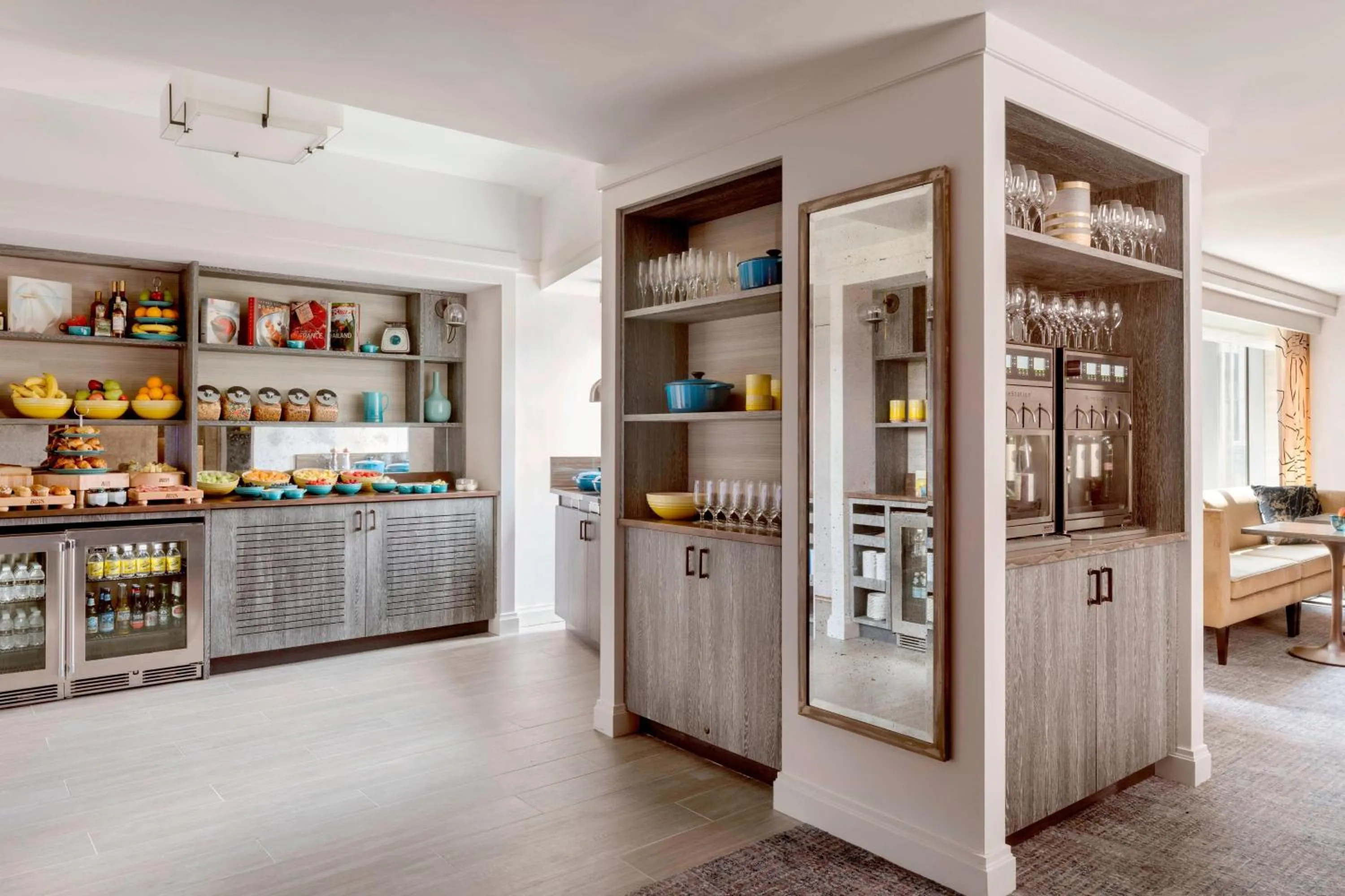 Lounge or bar in The Ritz-Carlton, Boston