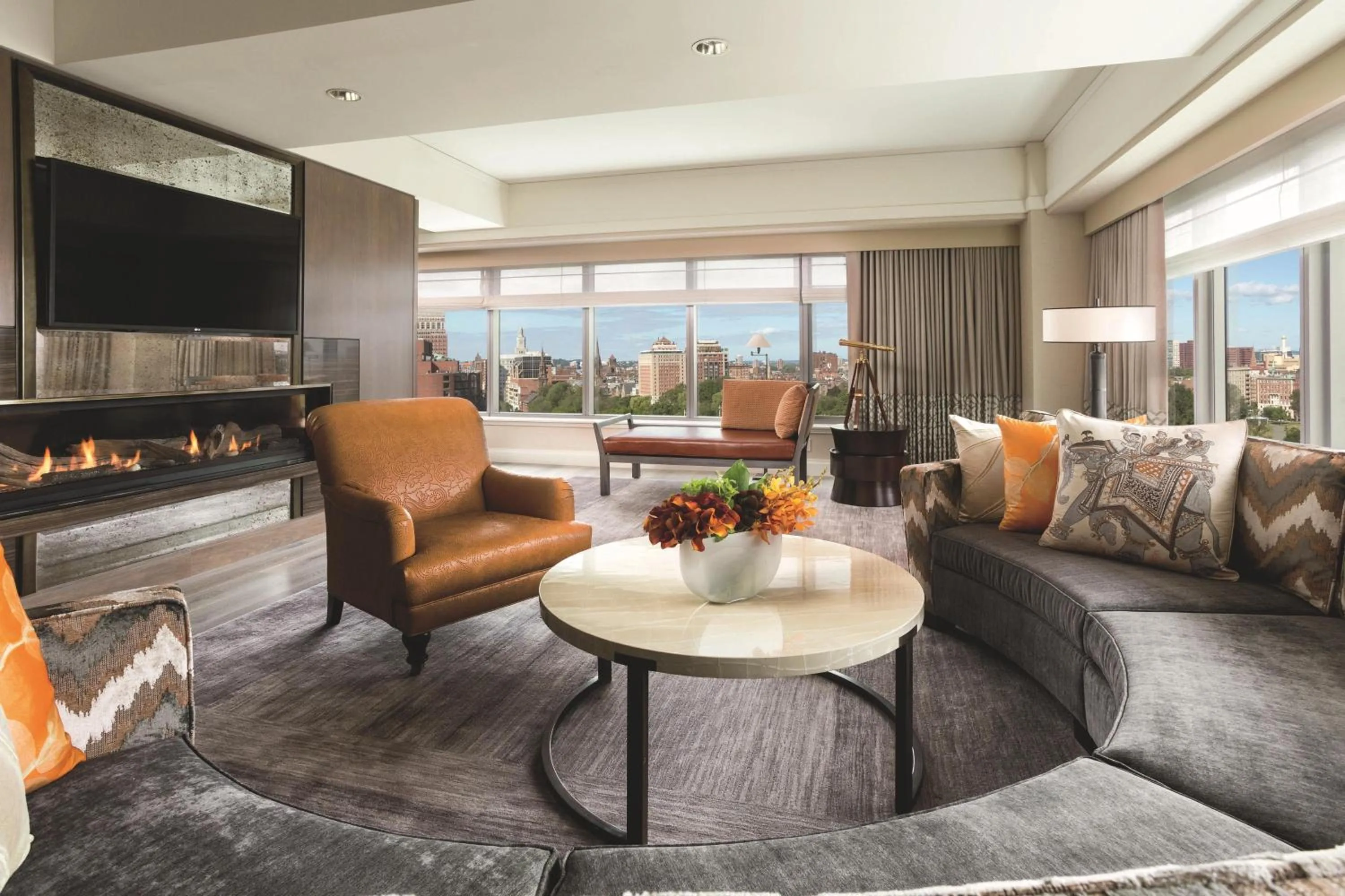 Living room in The Ritz-Carlton, Boston