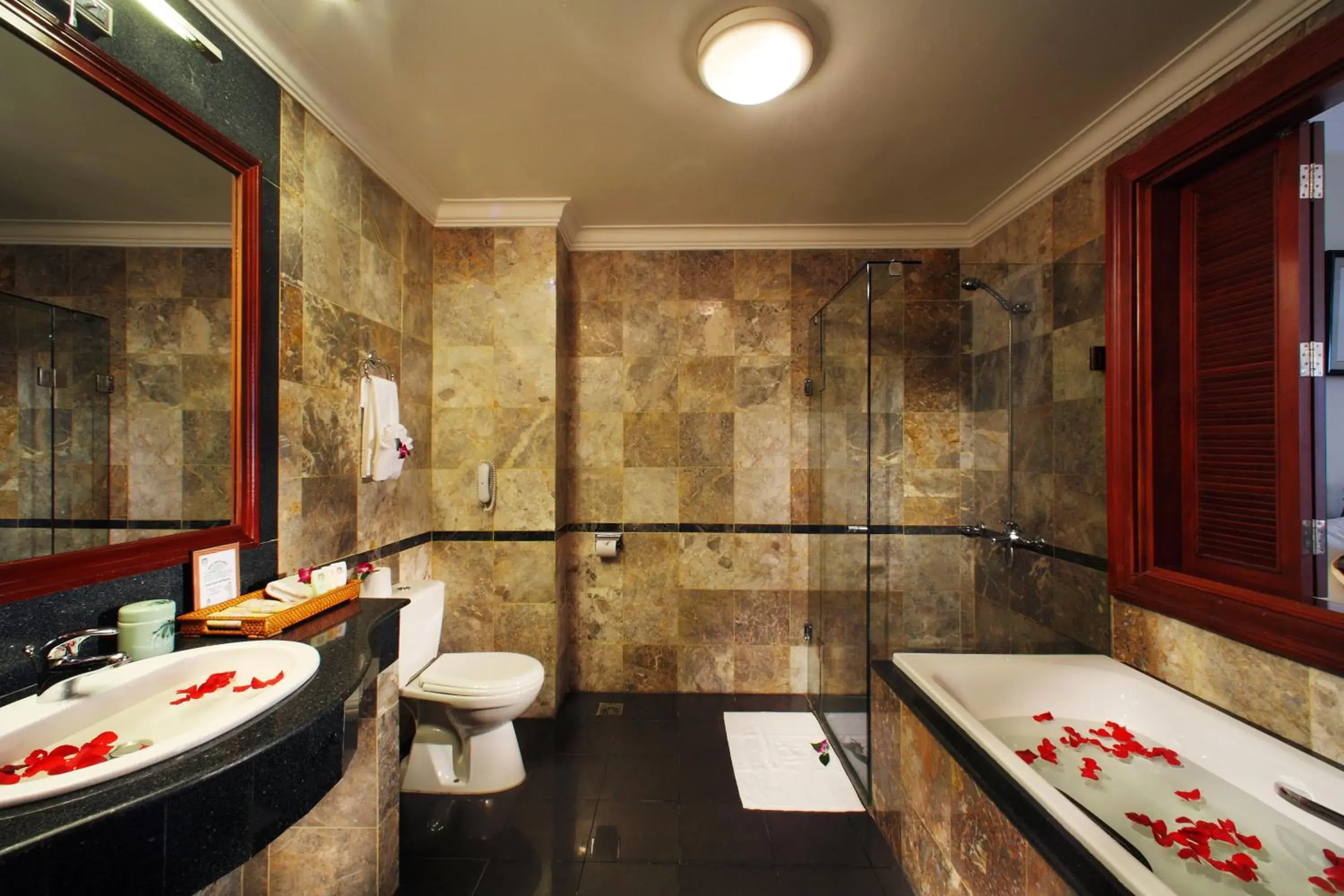 Colonial Suite in Saigon Morin Hotel Colonial Suite in Saigon Morin Hotel