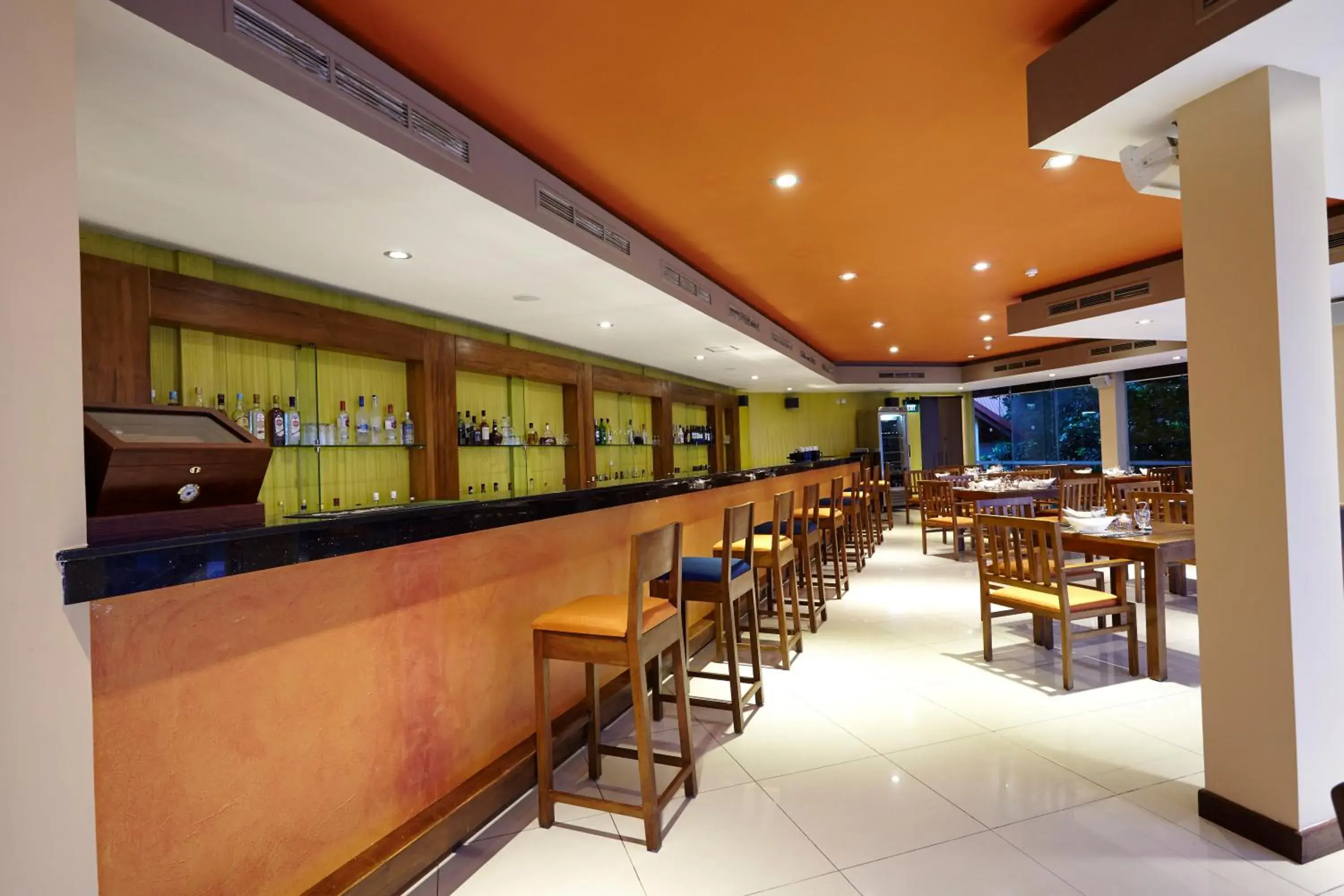 Lounge or bar in Turyaa Kalutara Lounge or bar in Turyaa Kalutara