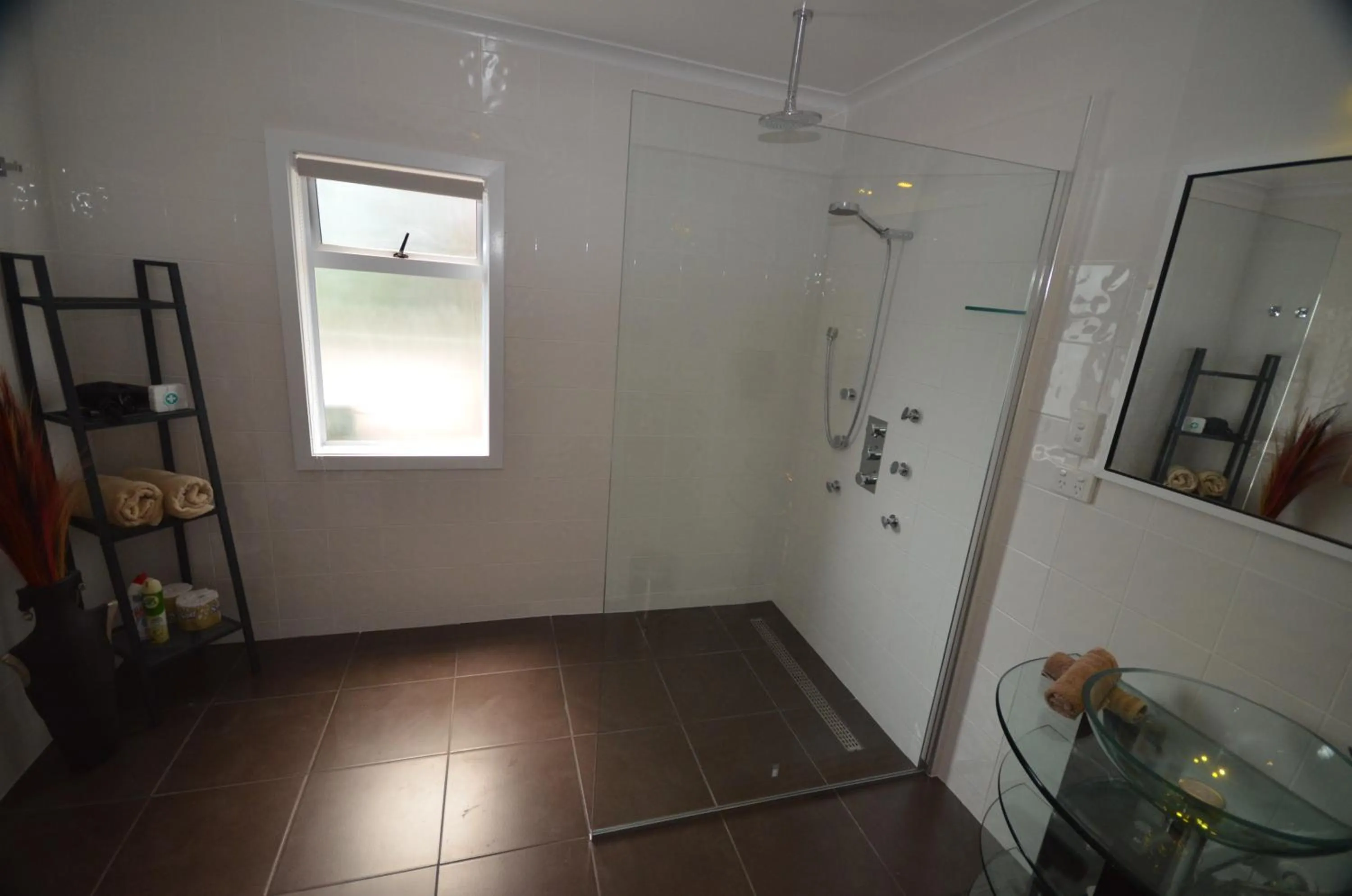 Shower in Cumberland Resort & Spa