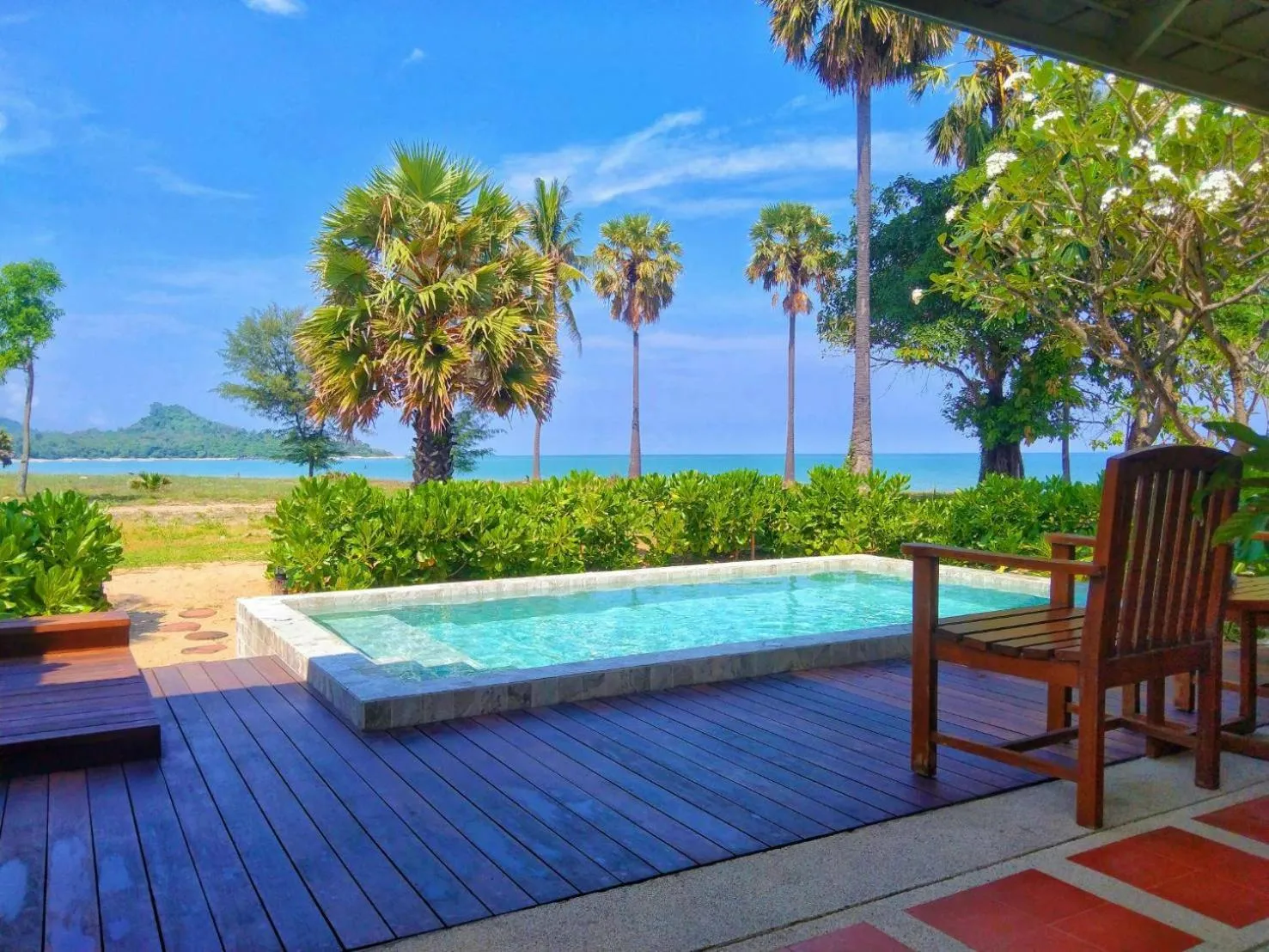 Sea view in Sirarun Resort