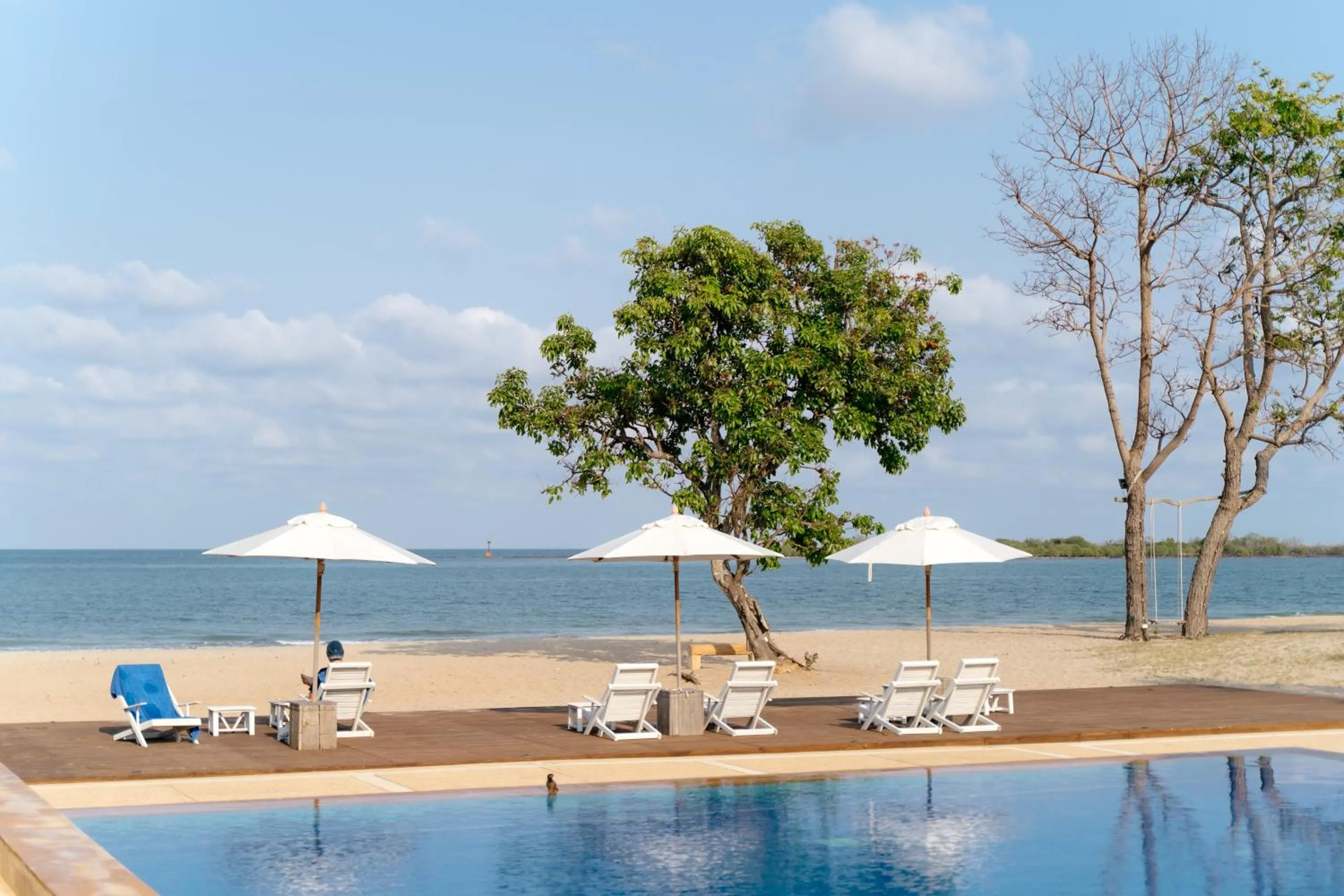 Swimming pool in Sirarun Resort