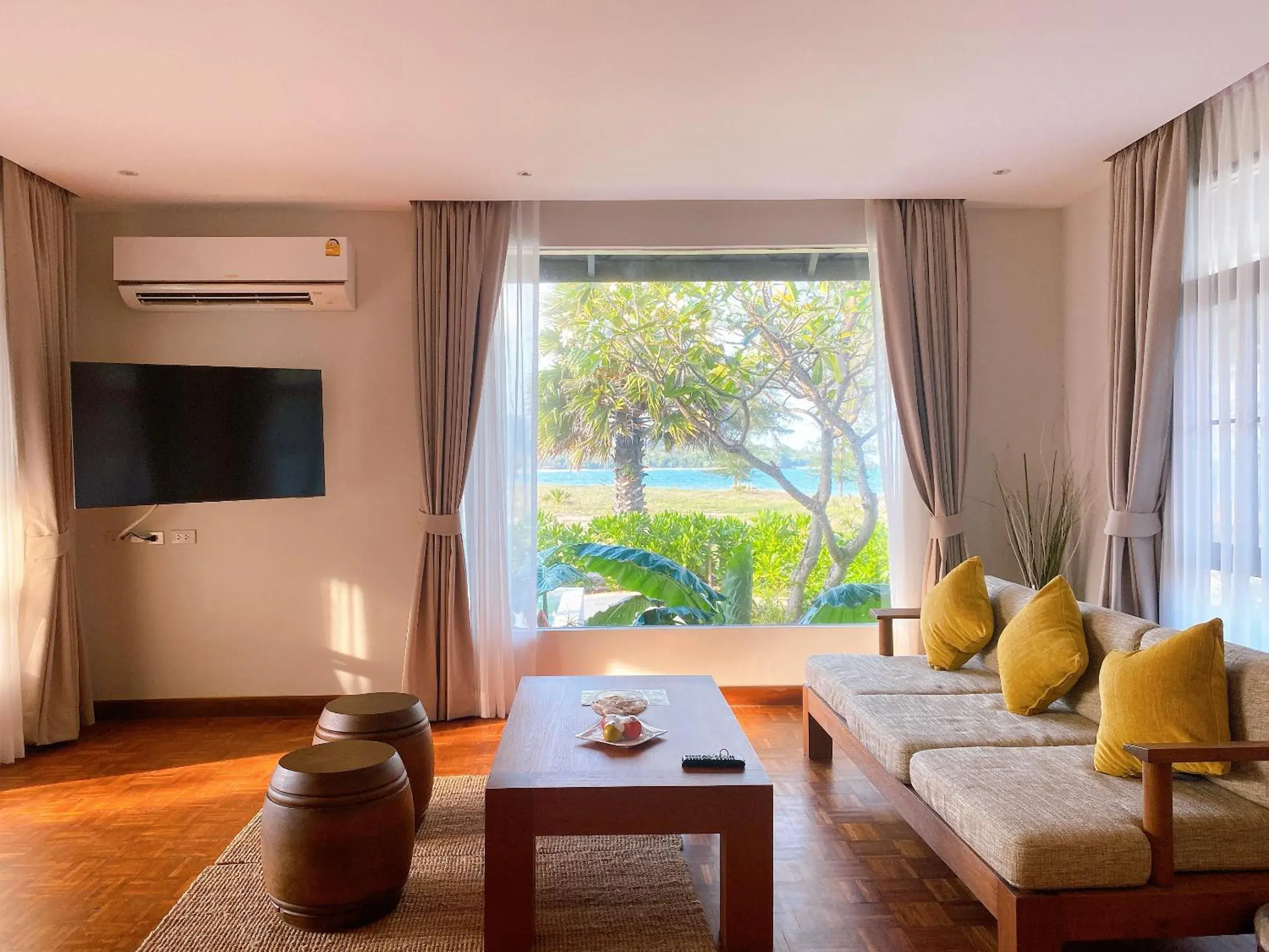 Villa with Private Pool in Sirarun Resort Villa with Private Pool in Sirarun Resort