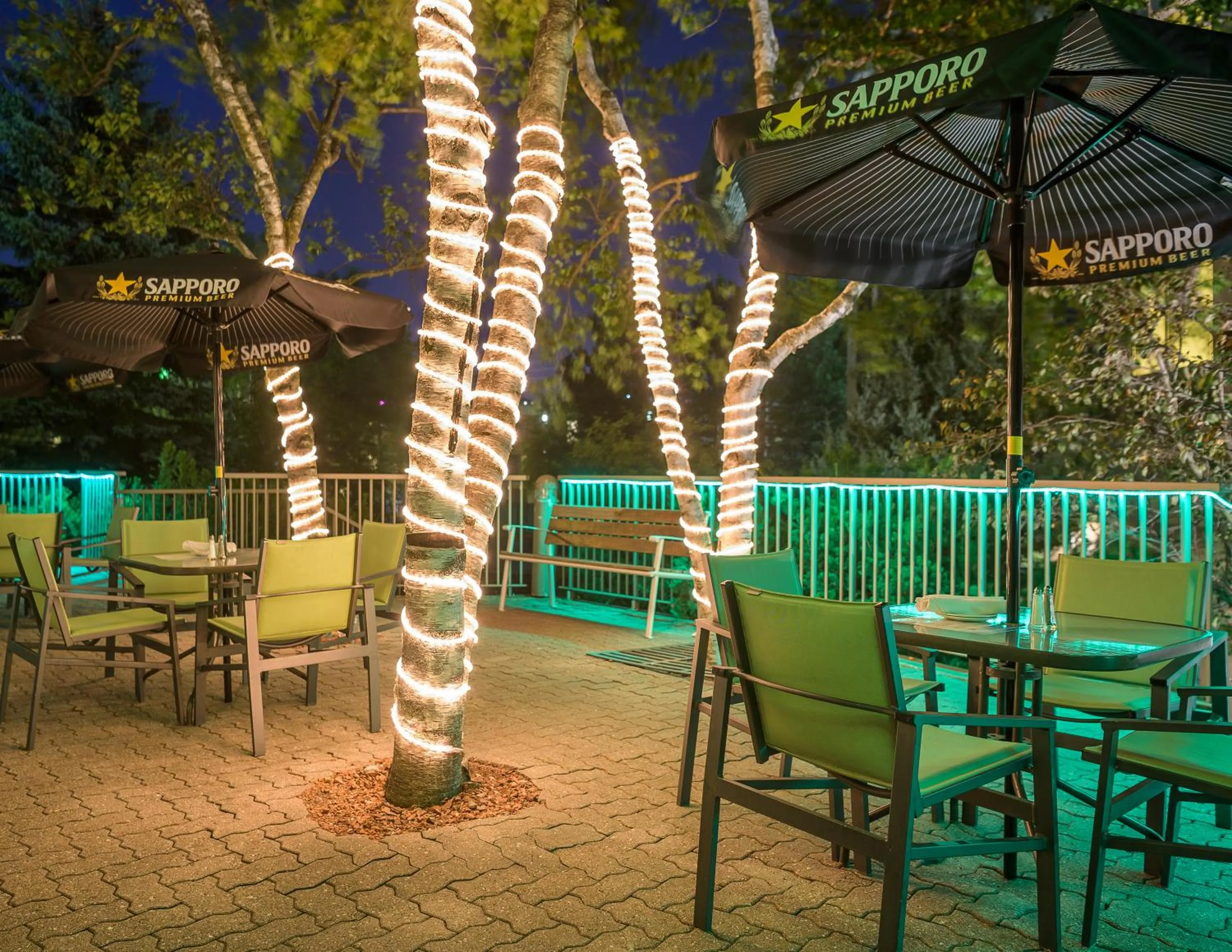 Restaurant/places to eat in Allure Hotel & Conference Centre, Ascend Hotel Collection