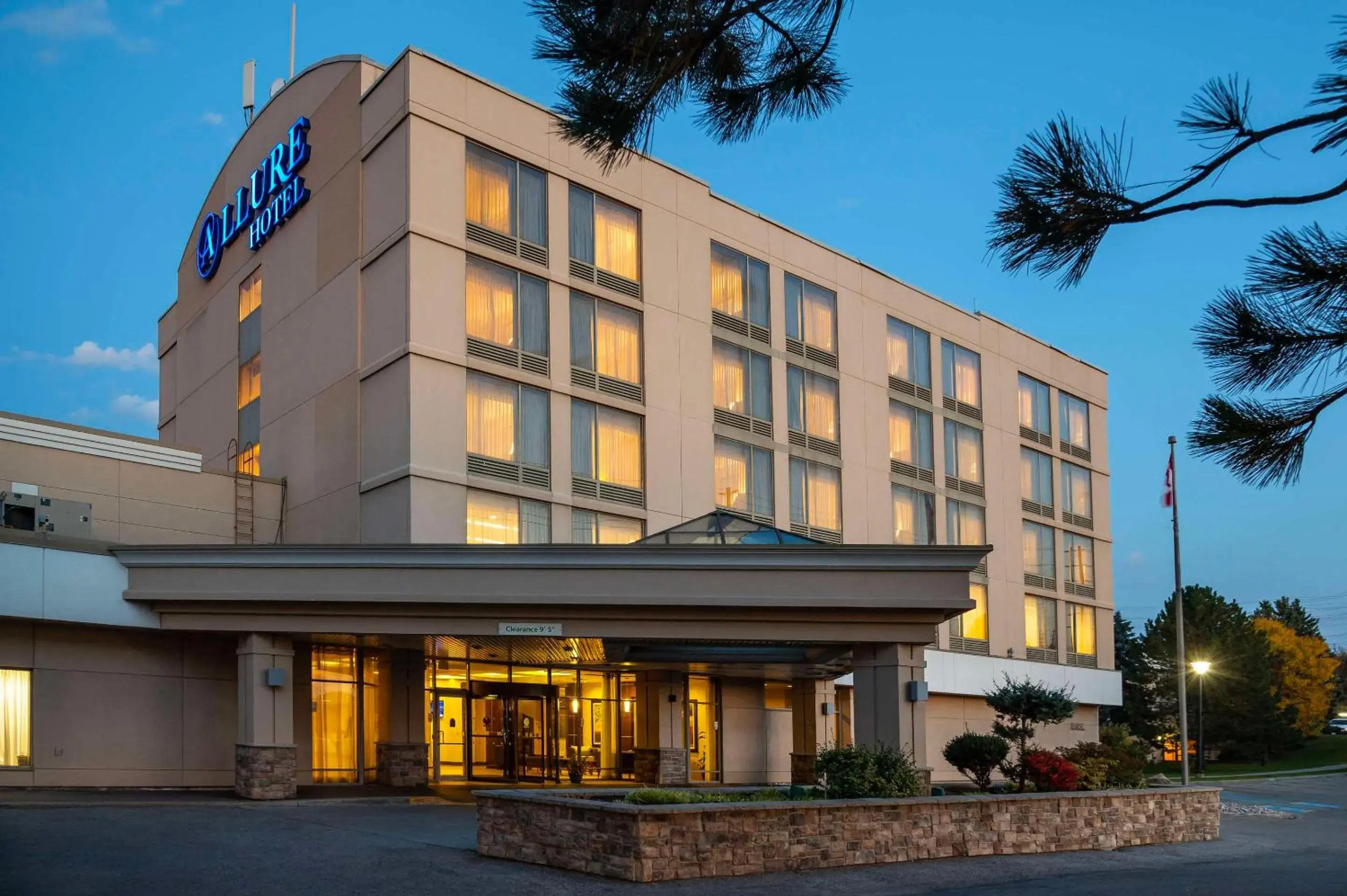 Property building in Allure Hotel & Conference Centre, Ascend Hotel Collection Property building in Allure Hotel & Conference Centre, Ascend Hotel Collection